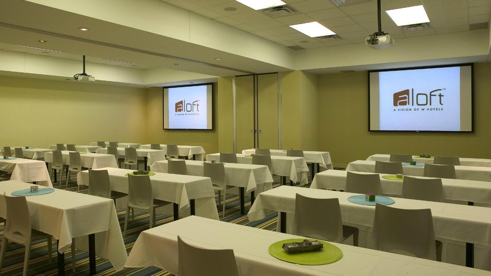 Aloft Minneapolis by null