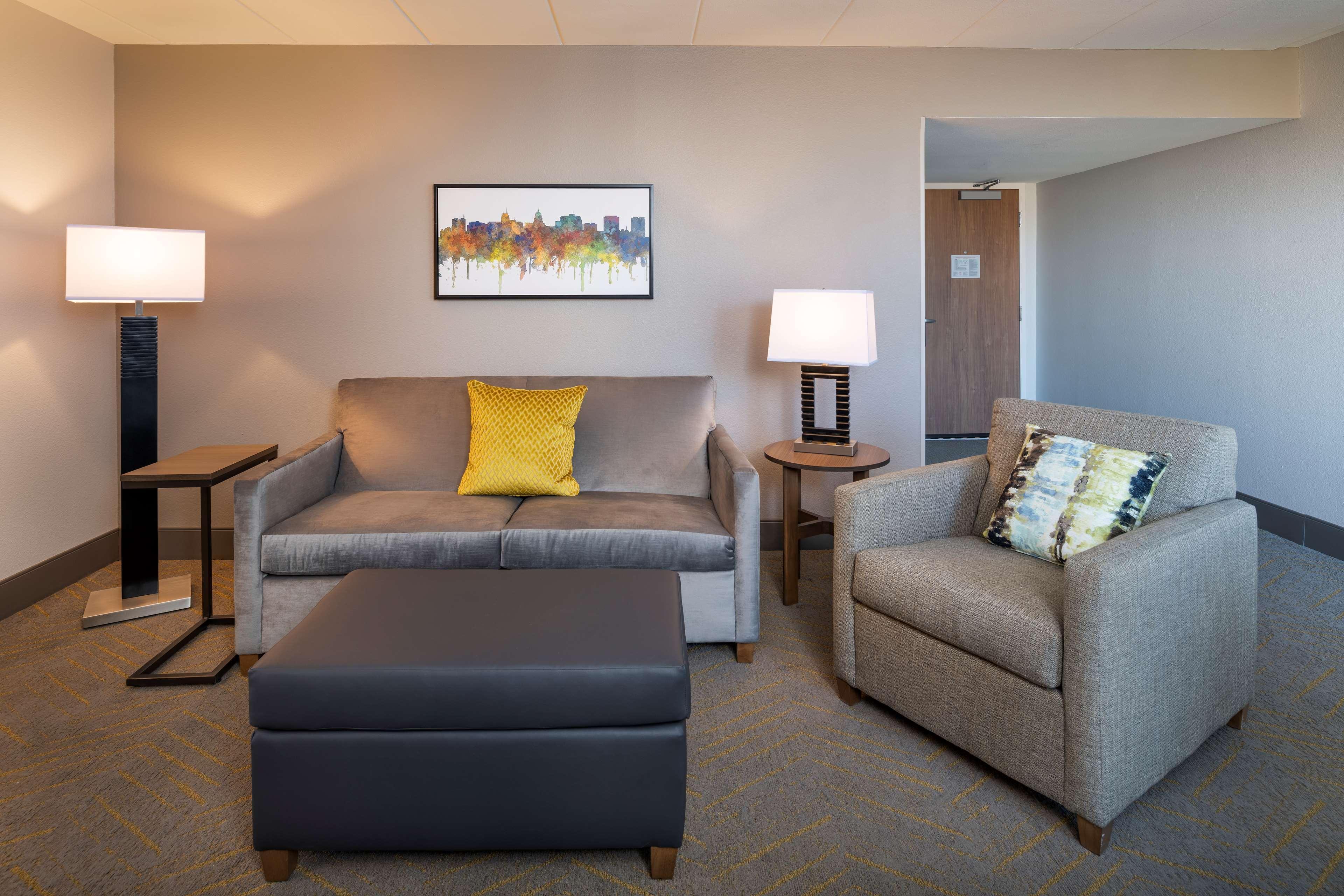 DoubleTree by Hilton Madison East, WI