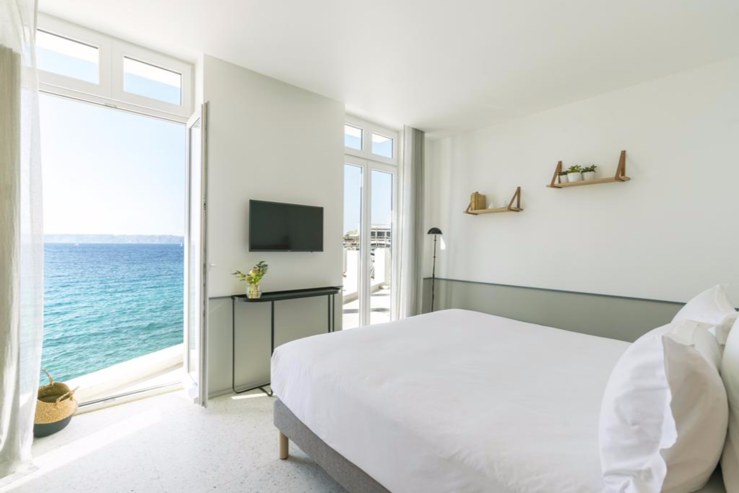 Les Bords De Mer - Hôtel, Restaurant, Rooftop & Spa by null