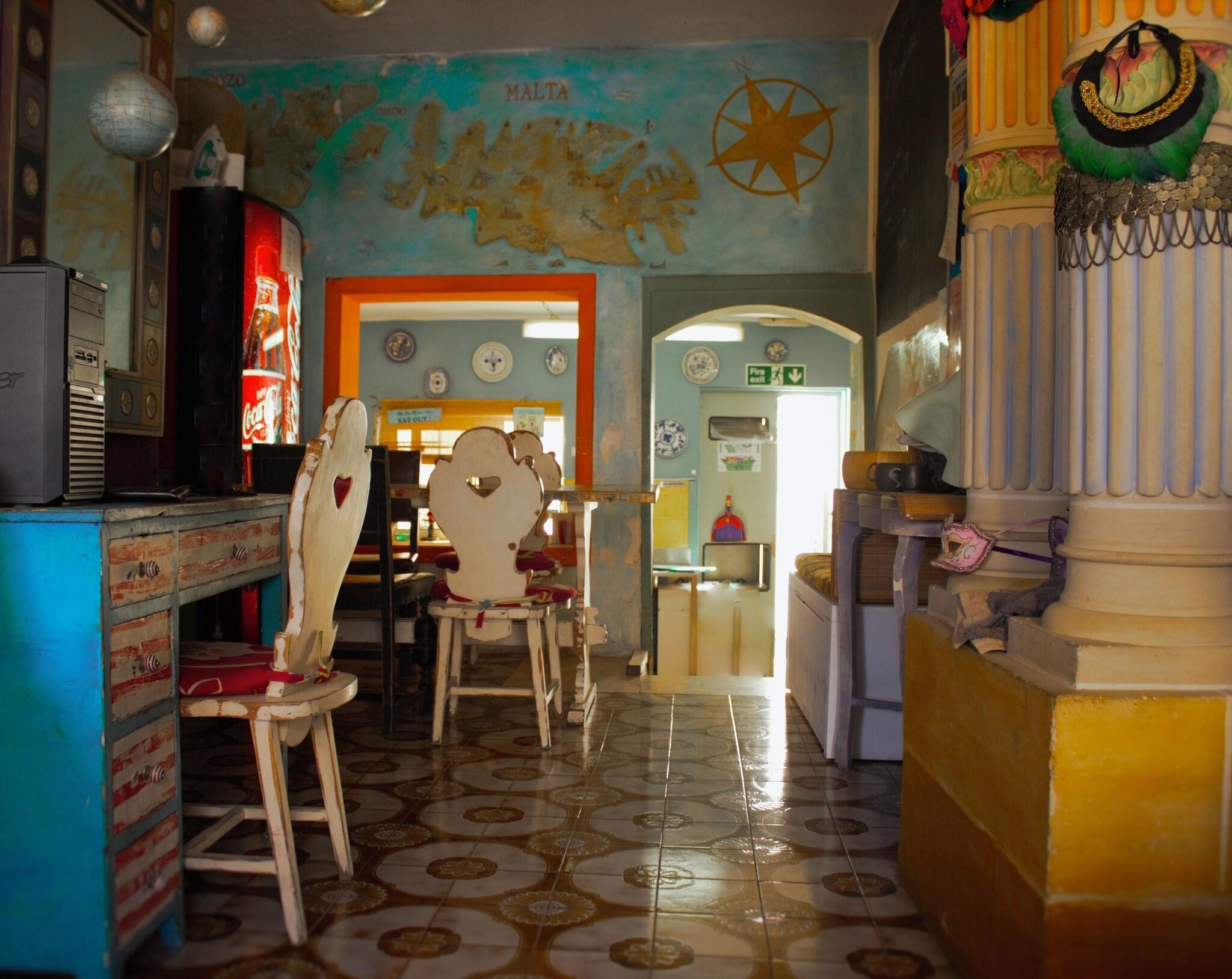 Hostel Malti by null