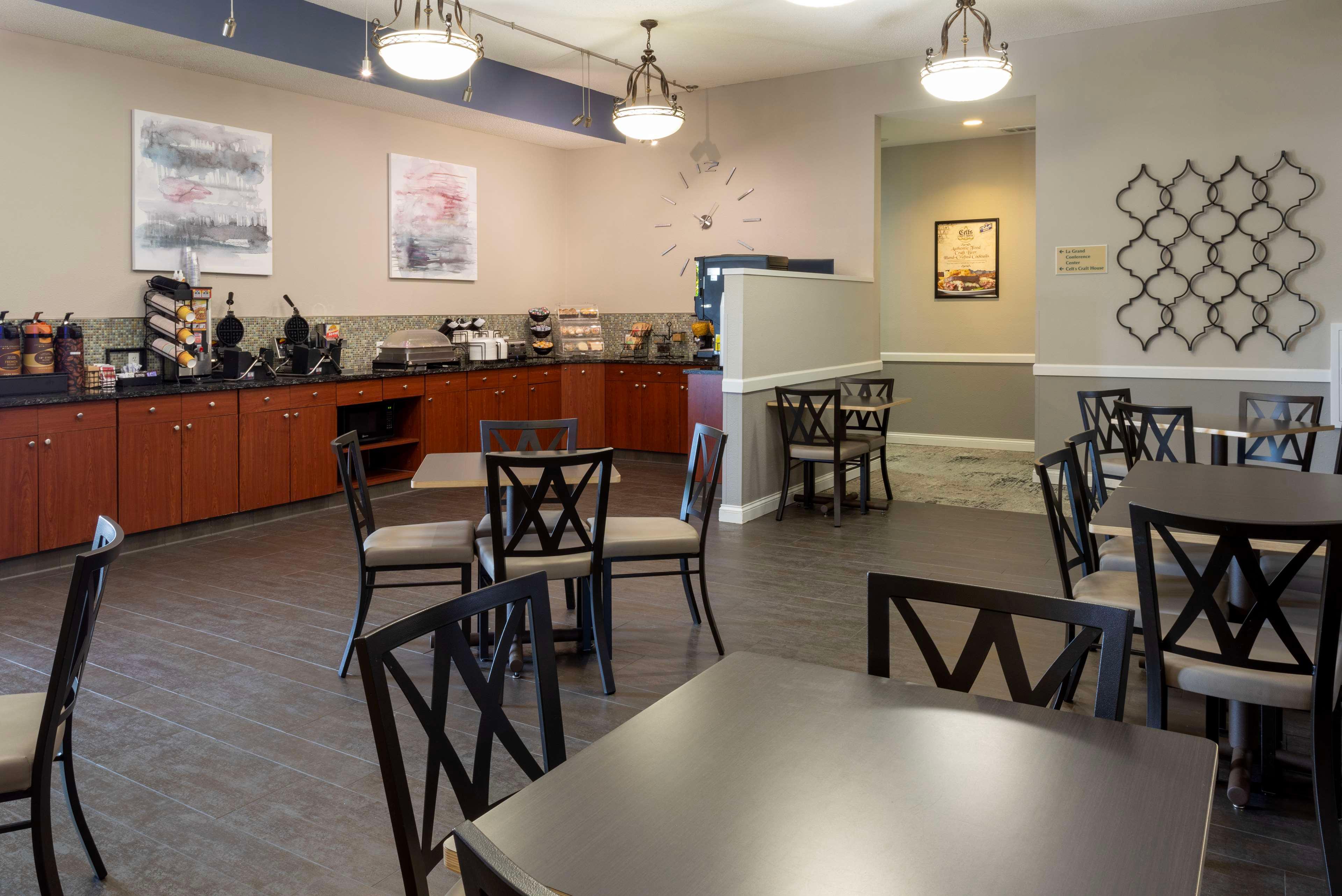 GrandStay Hotel & Conference Apple Valley