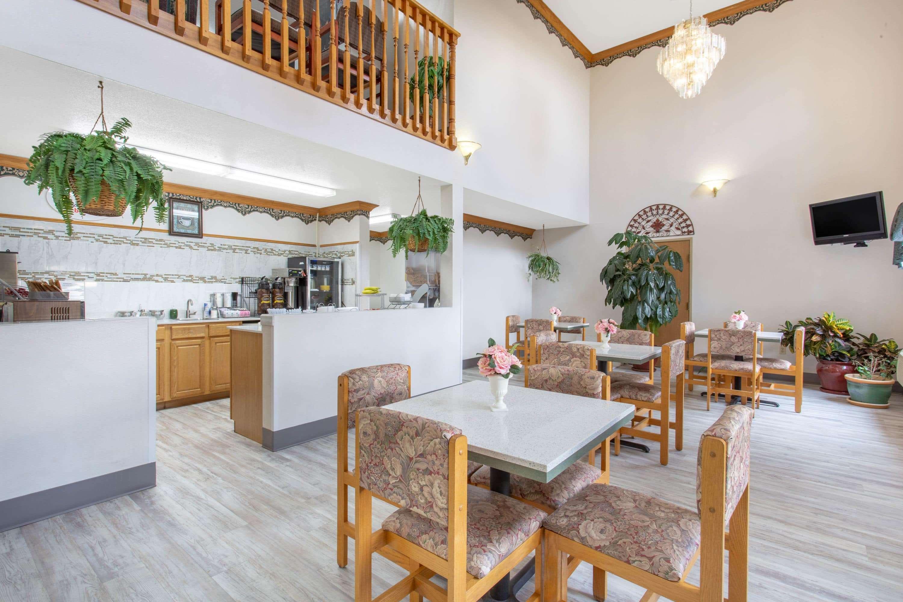 Super 8 By Wyndham Bedford