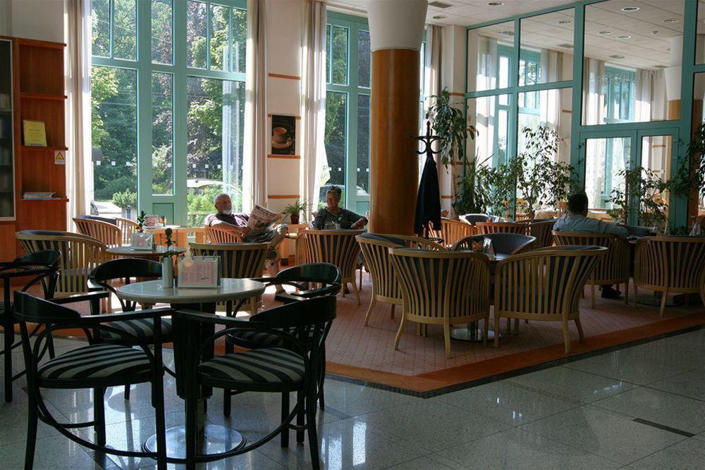 Cristal Palace