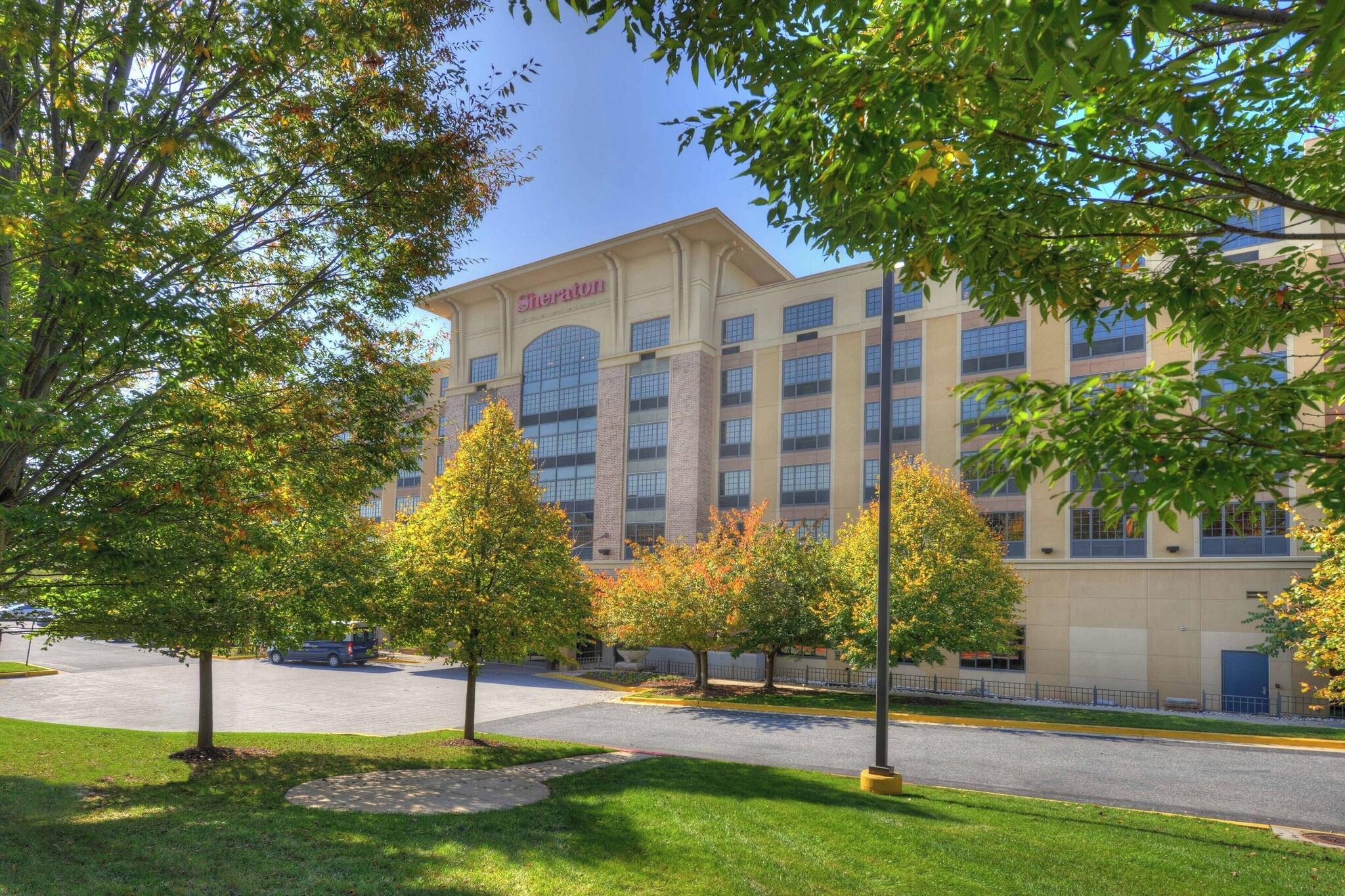 Sheraton Baltimore Washington Airport Hotel - BWI