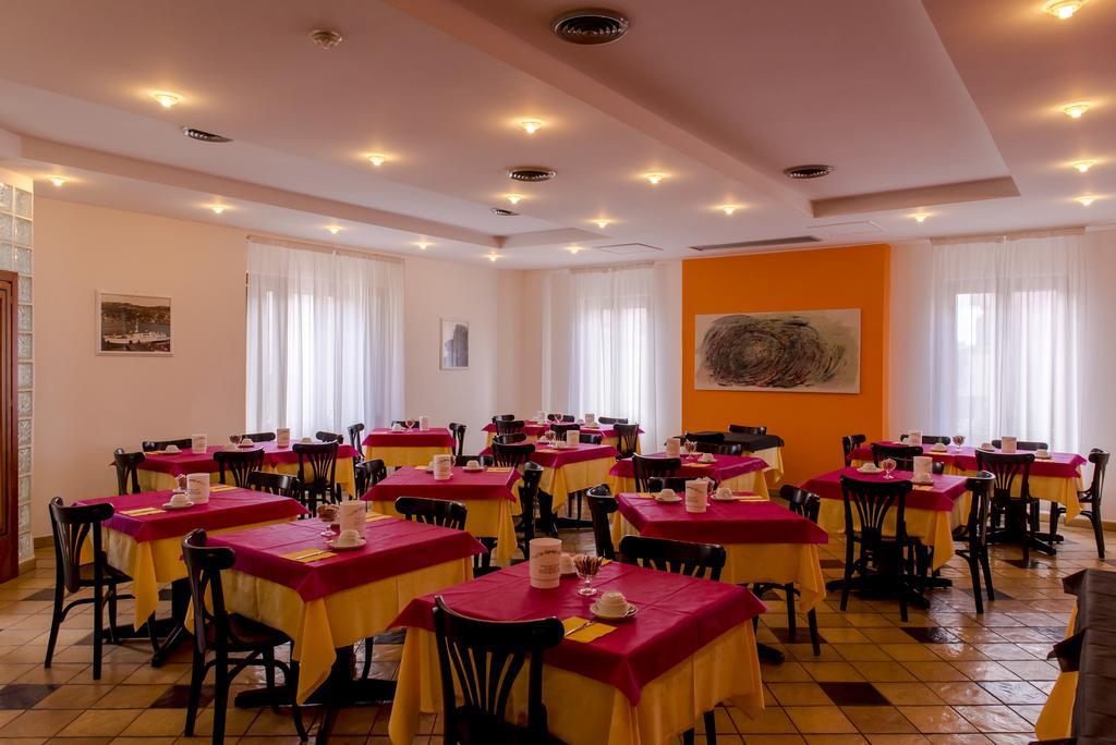 Hotel Marinaro by null