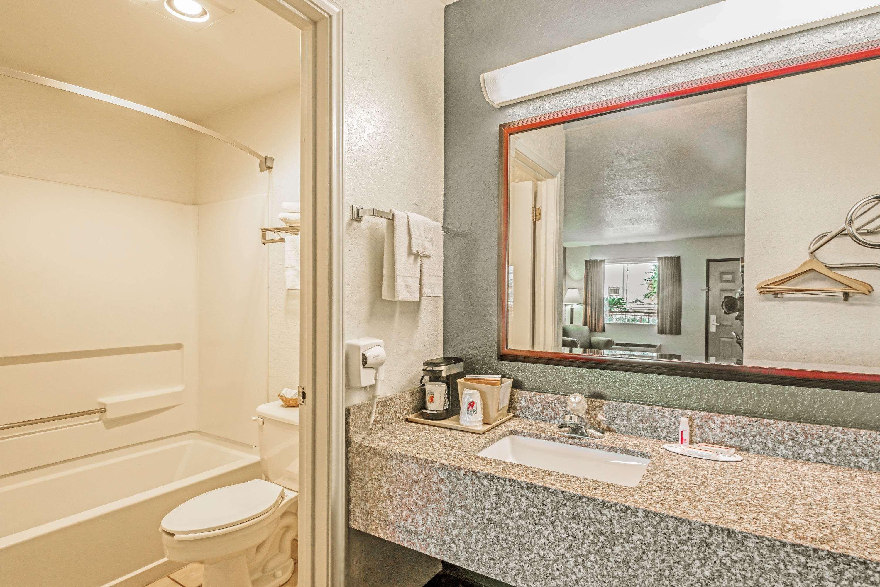 Surestay Hotel By Best Western New Braunfels