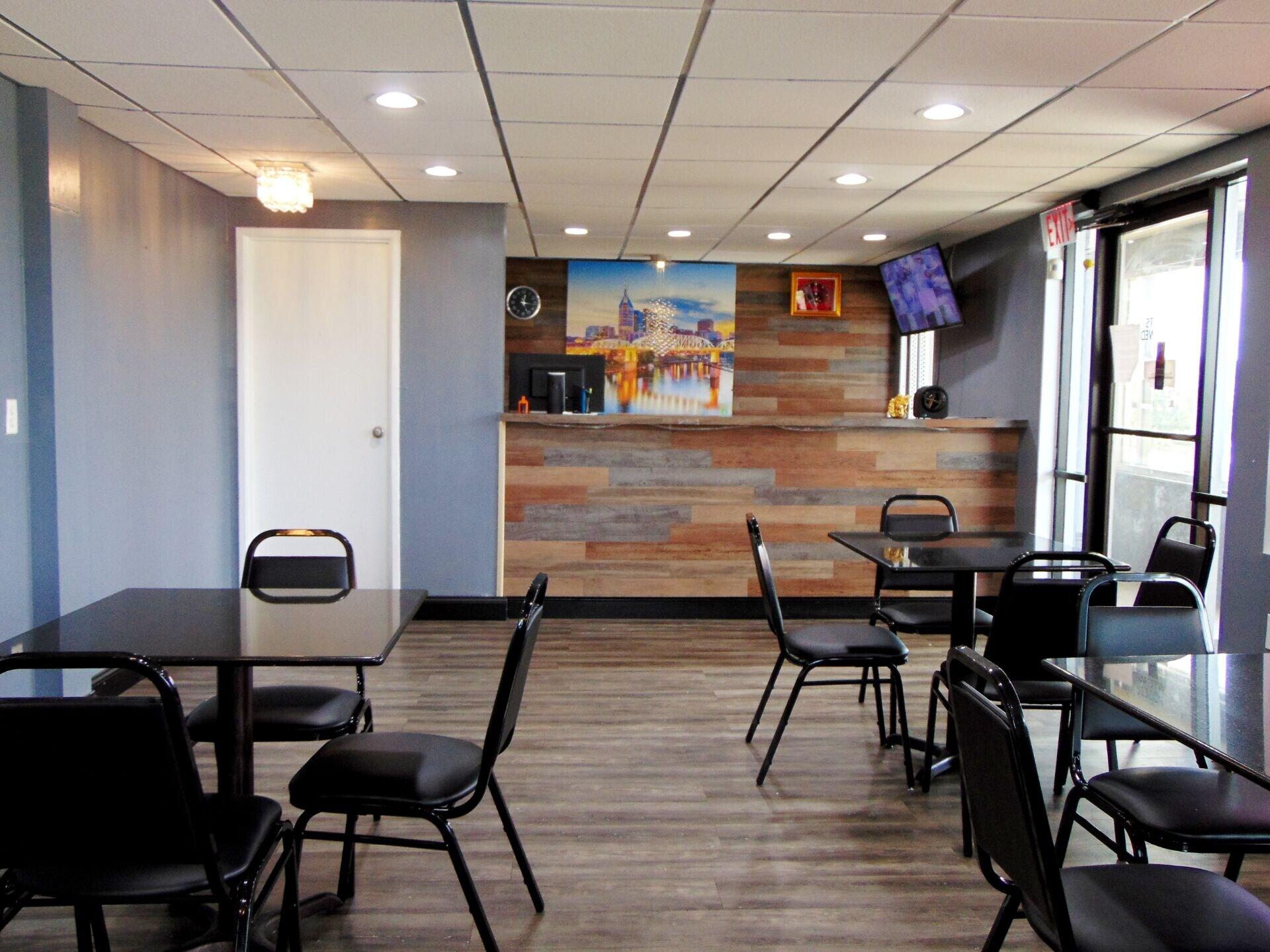 Somatel Nashville Airport Hotel