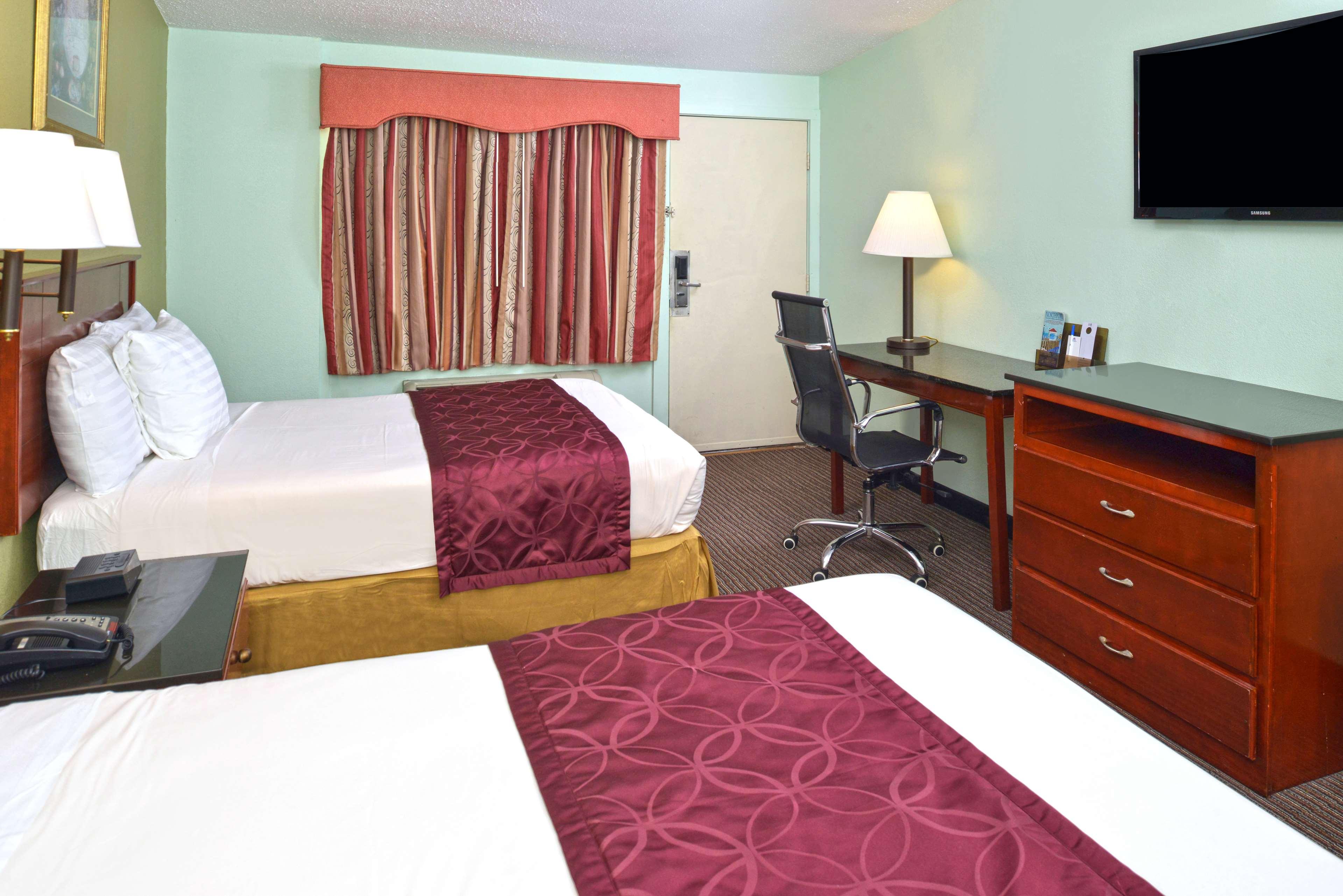Americas Best Value Inn Smithtown/Long Island