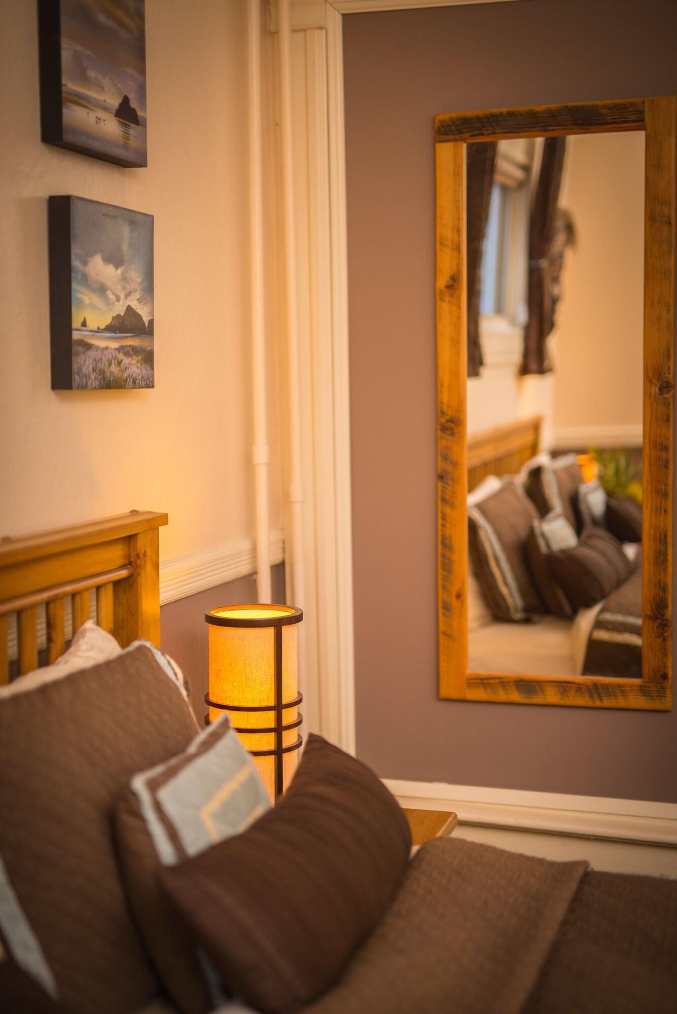 Cloudside Hotel by null