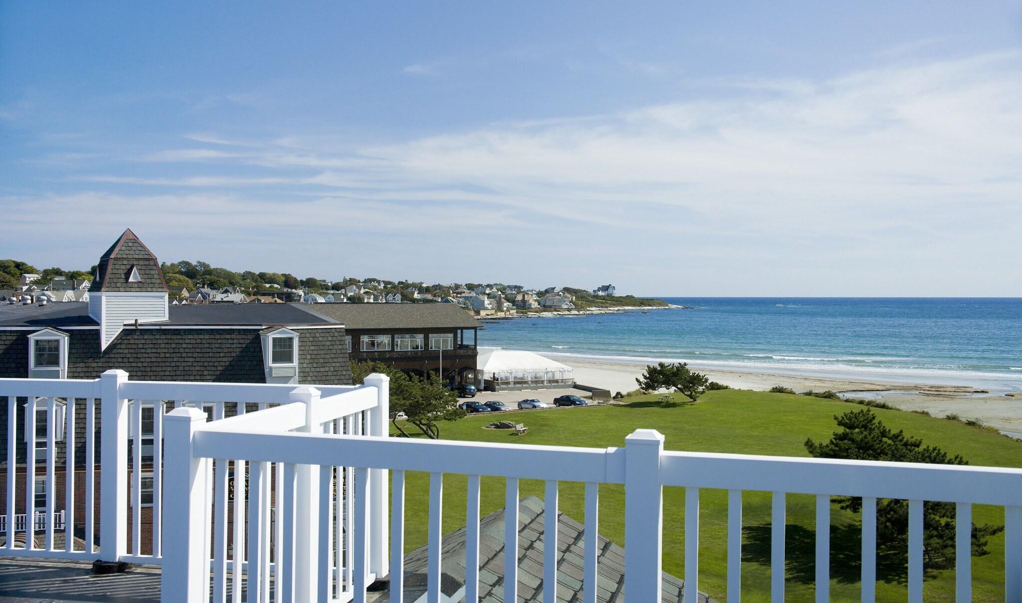 Newport Beach Hotel & Suites by null