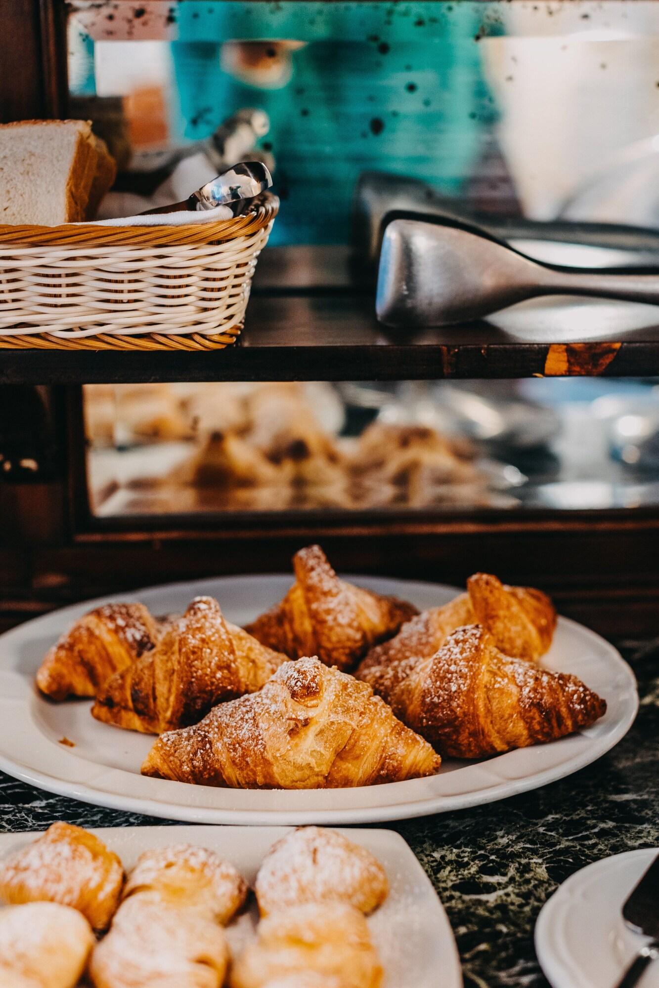 Costantinopoli 104 by null