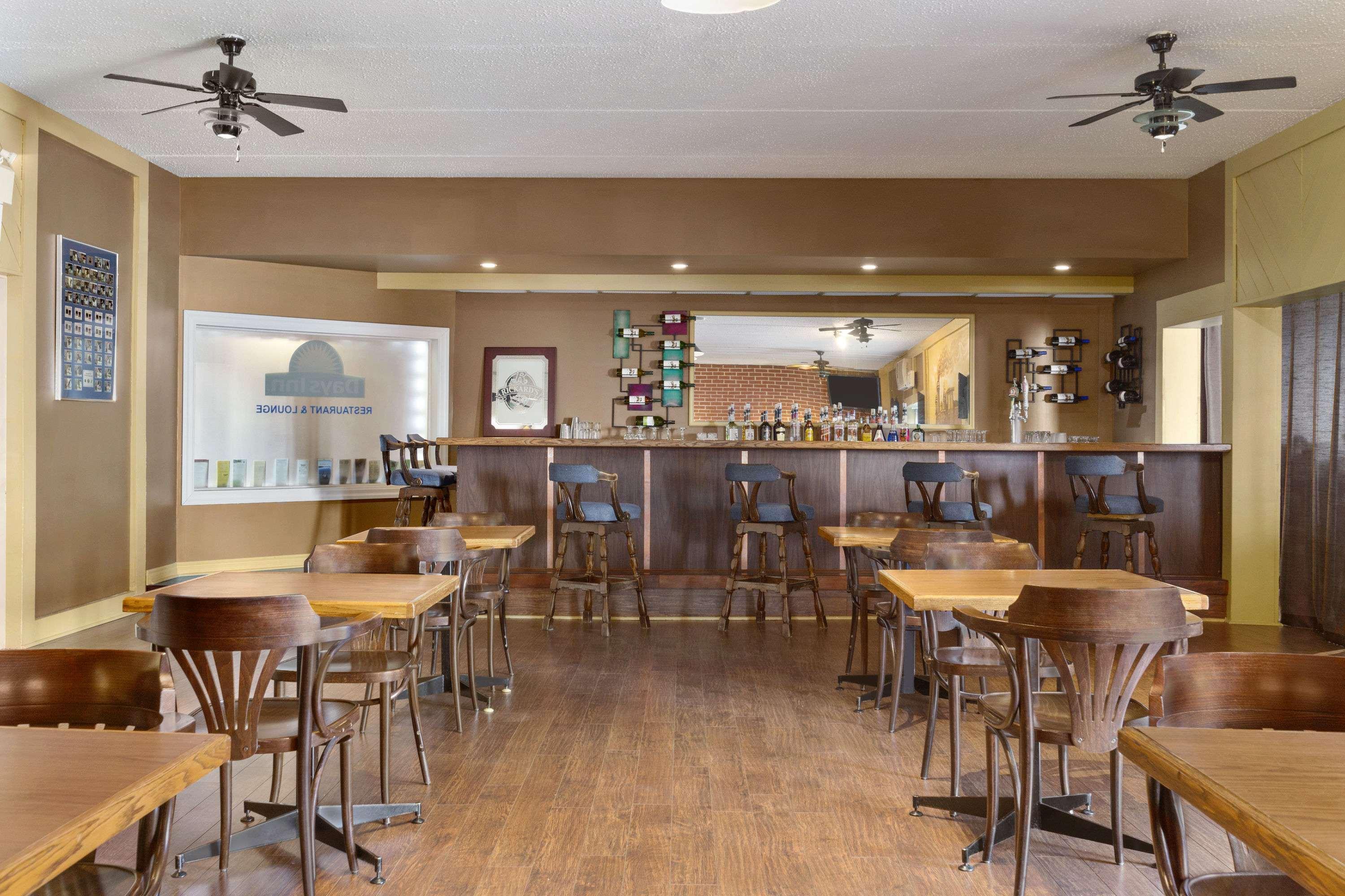 Days Inn &Conference Center by Wyndham Bridgewater
