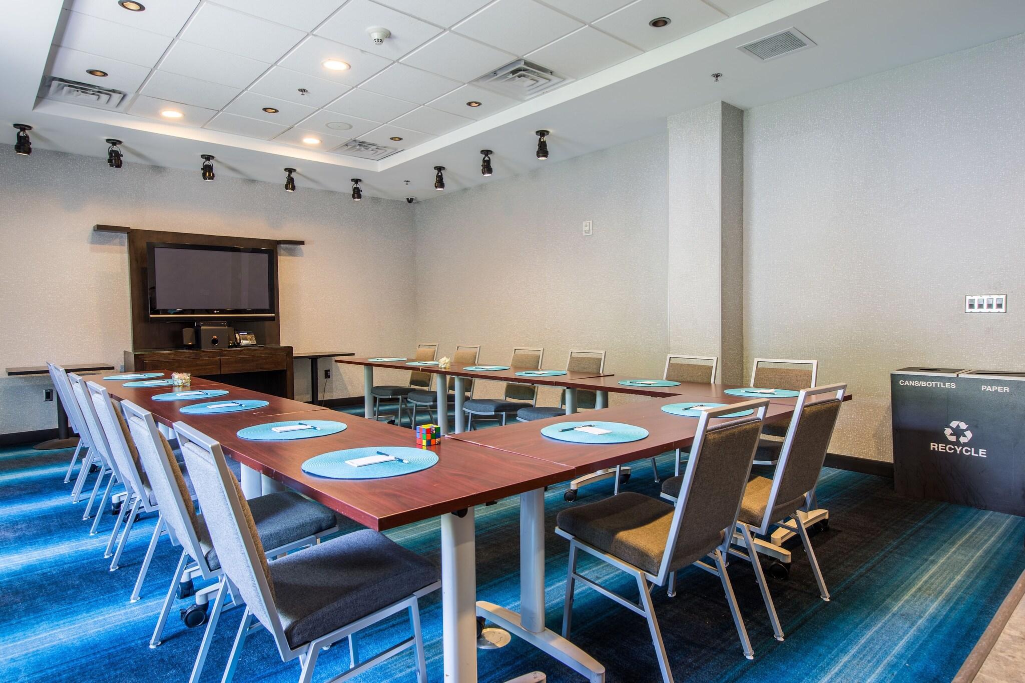 Aloft Nashville Franklin by null