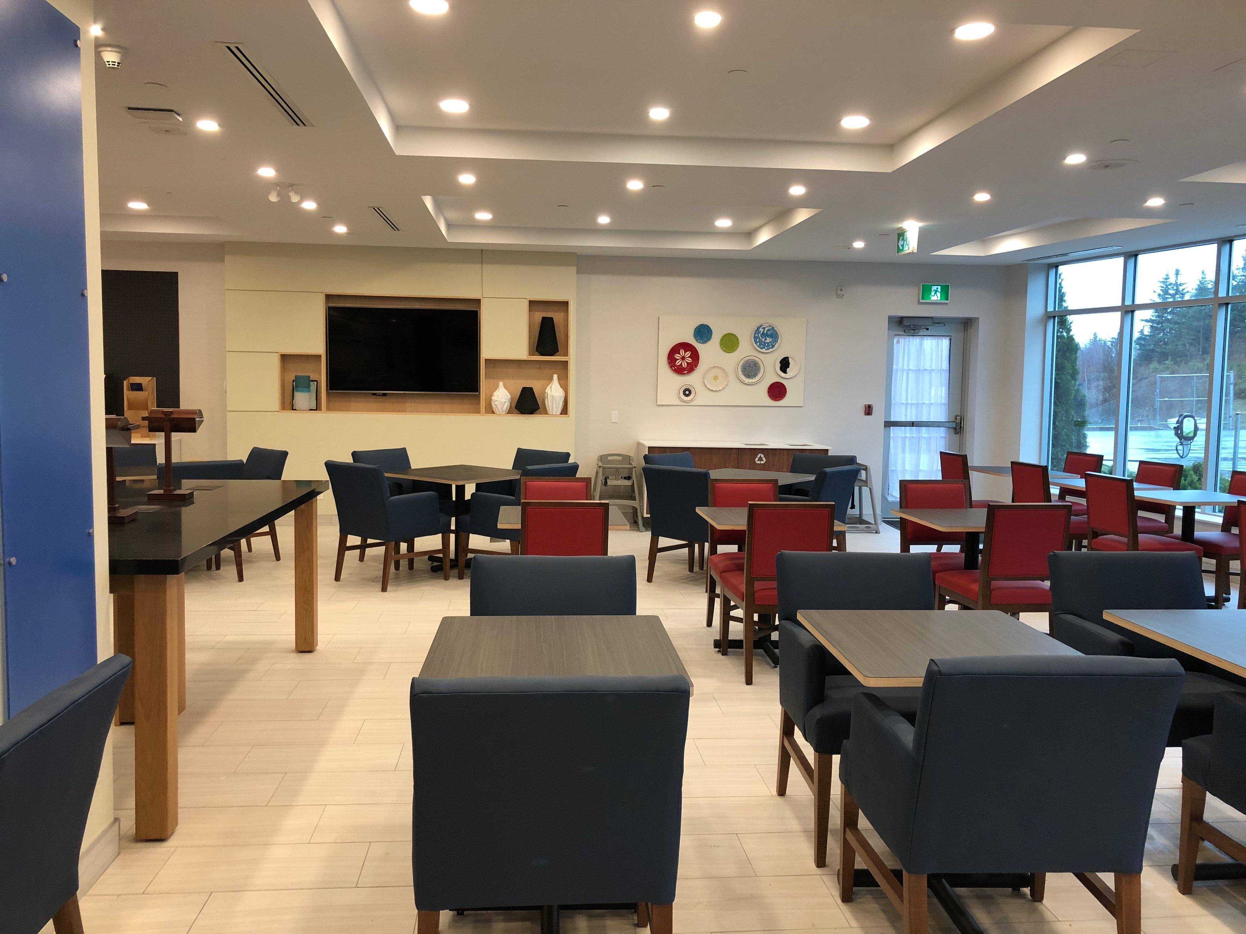 Holiday Inn Express & Suites Halifax Airport
