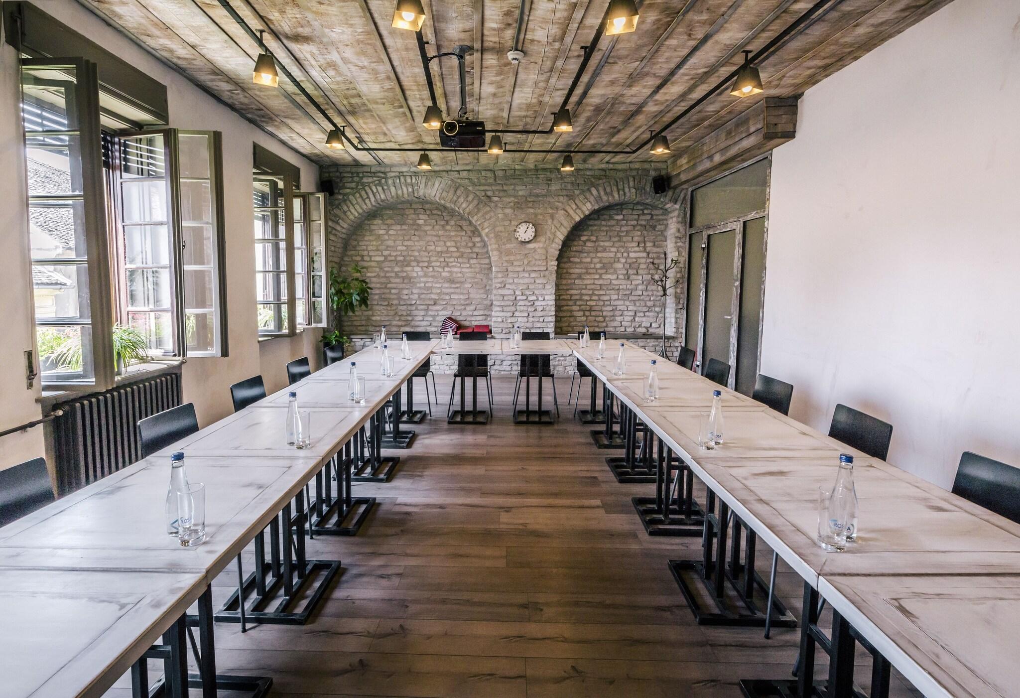 Hotel Veliki Novi Sad by null