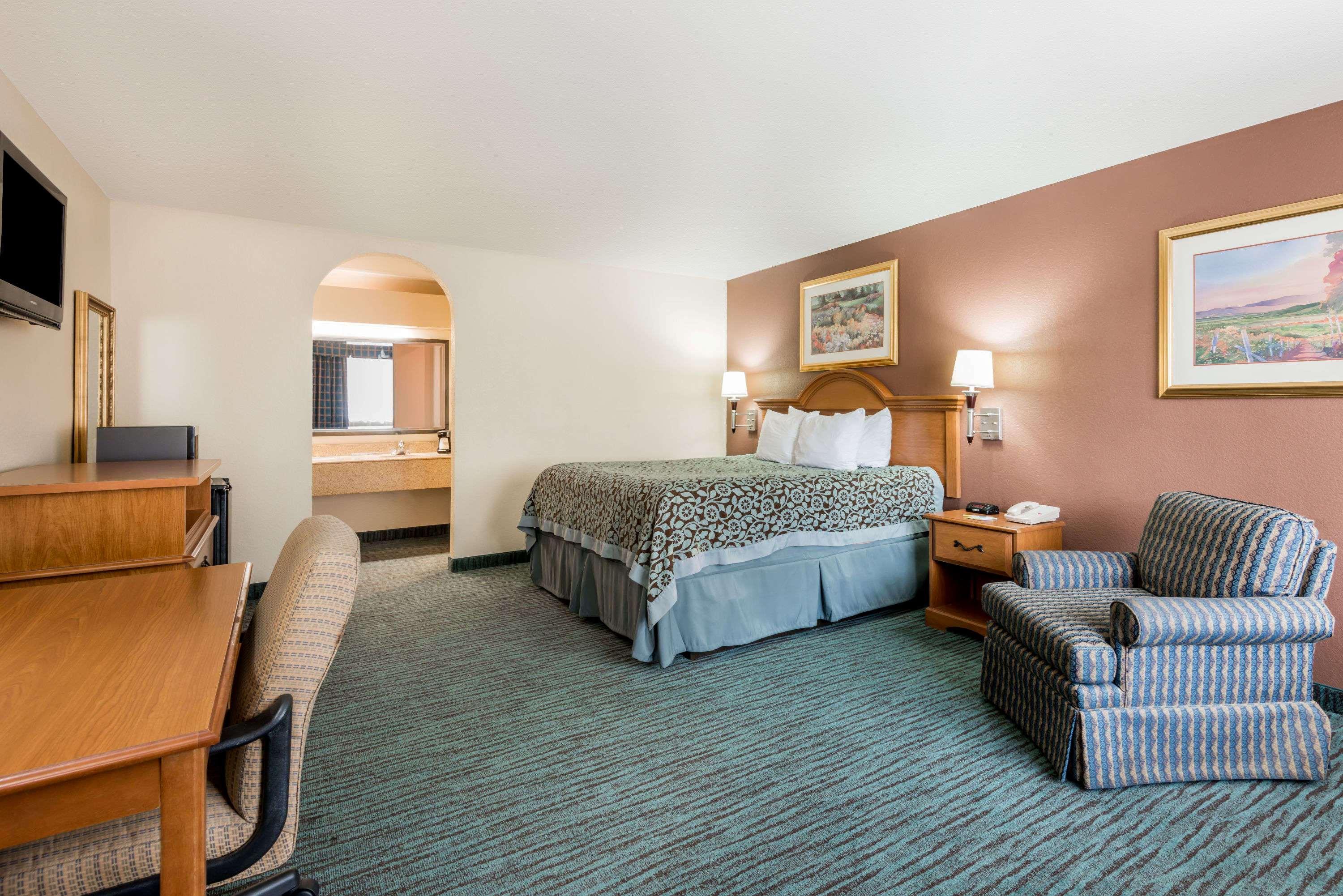 Days Inn By Wyndham New Braunfels
