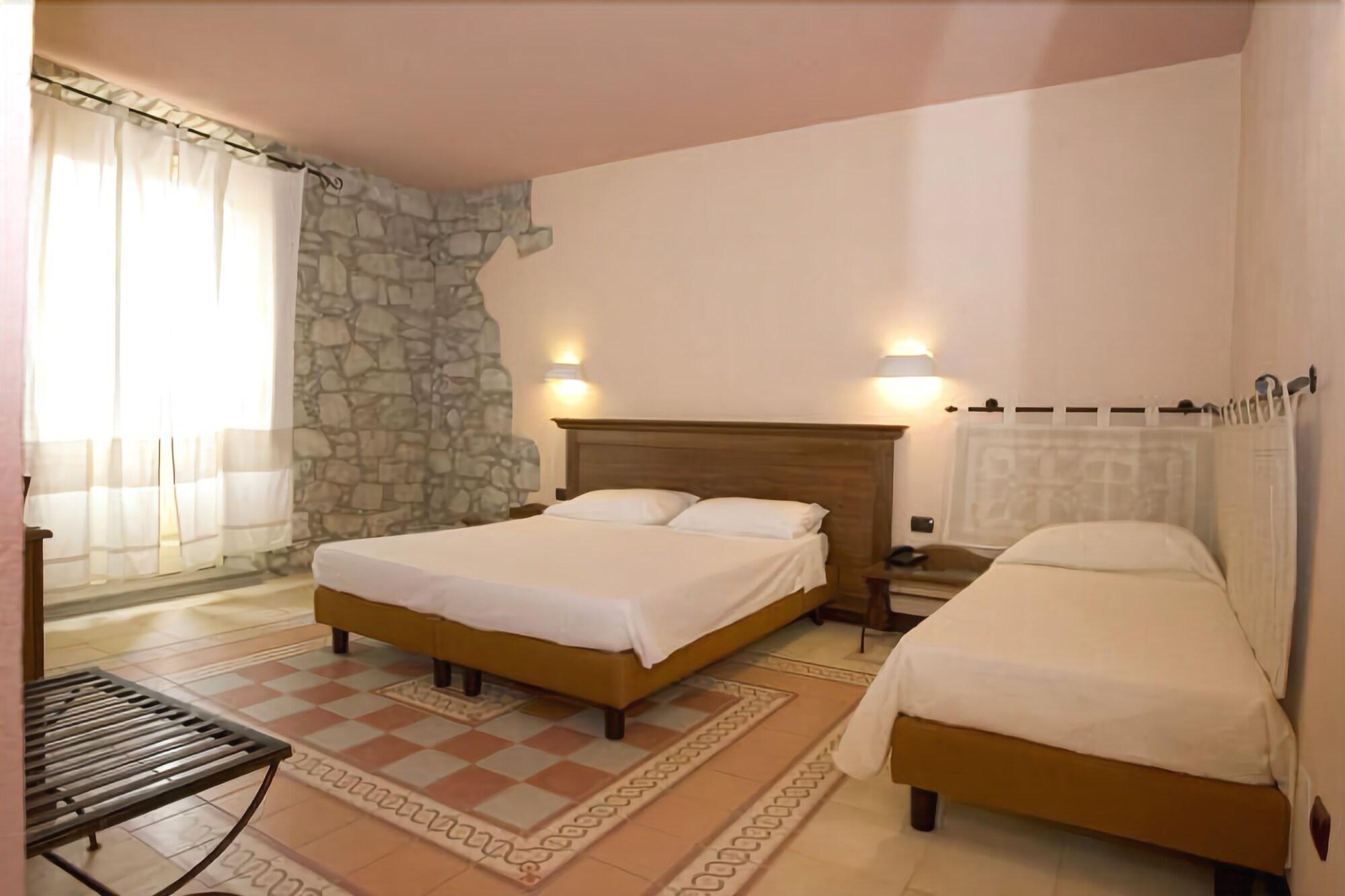 Corte Fiorita Albergo Diffuso by null