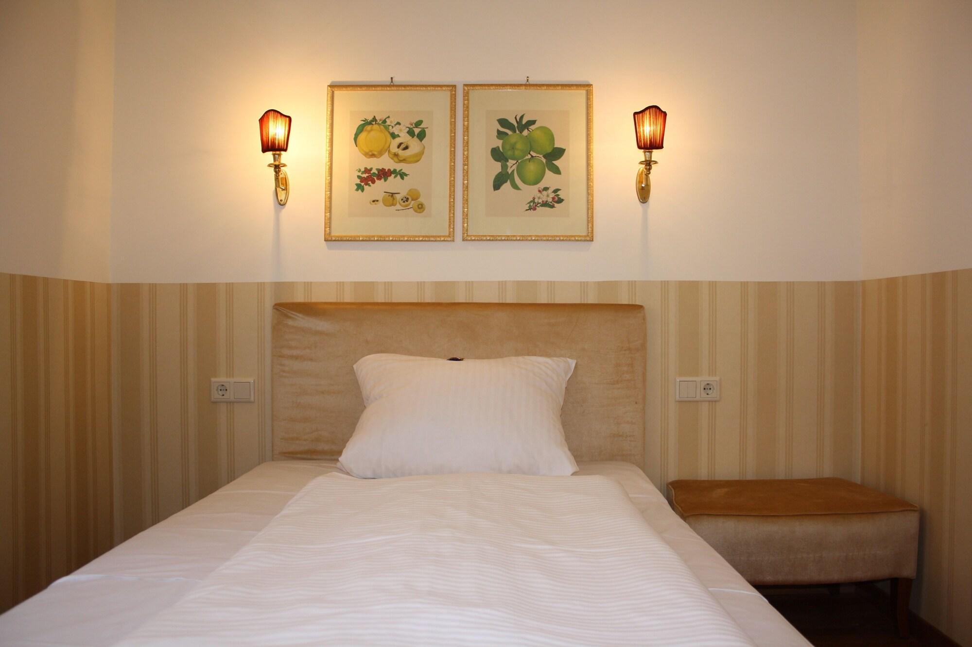 HOTEL DEUTSCHER KAISER by null