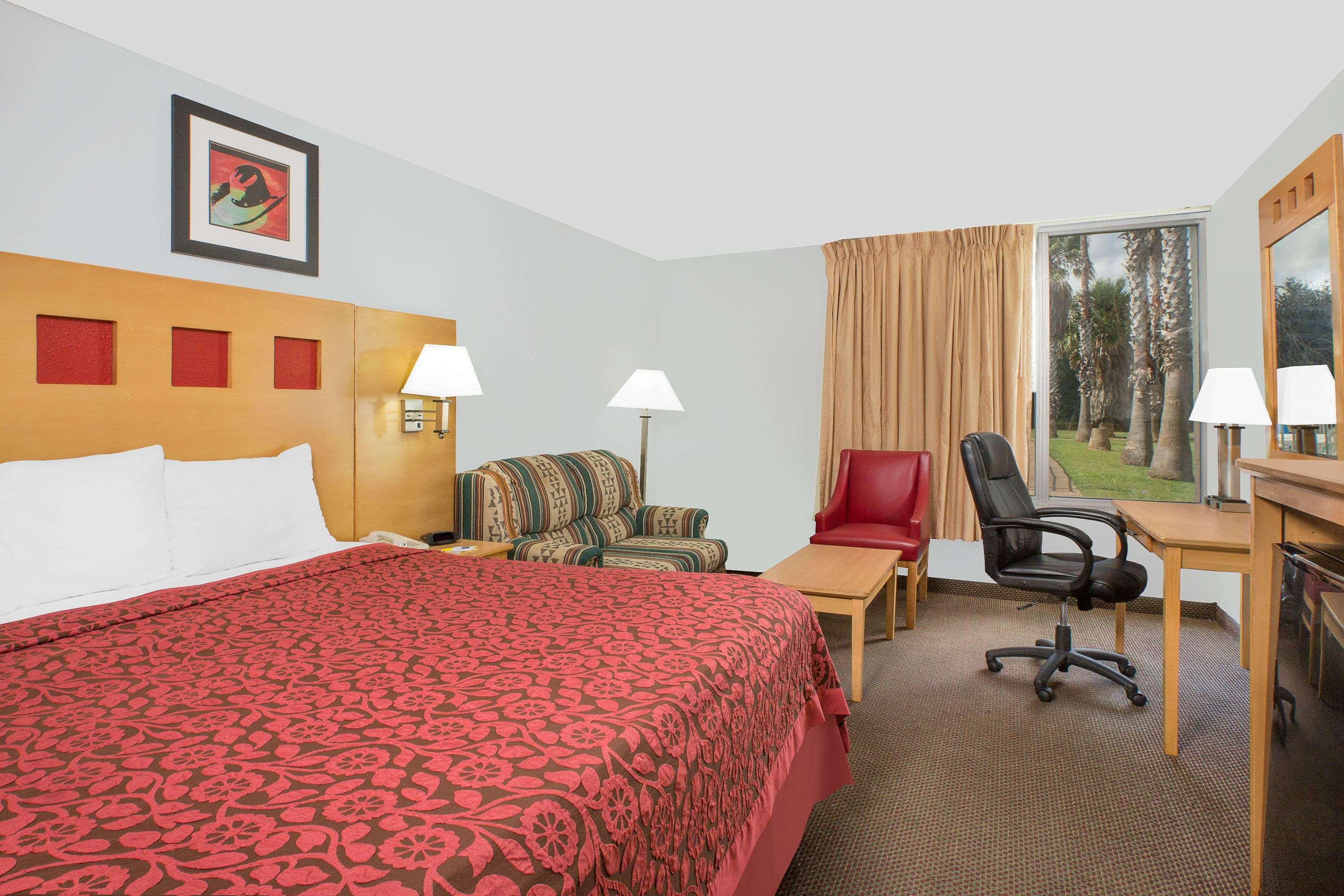 Days Inn by Wyndham Alice