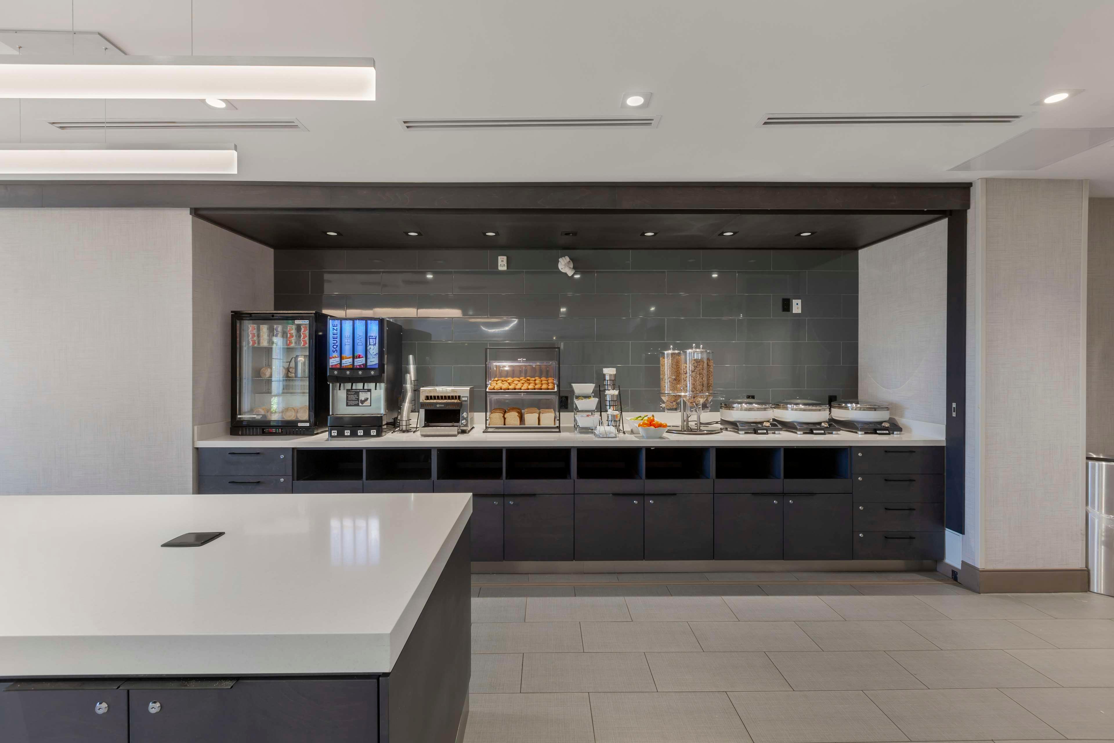 Executive Residency by BW Toronto-Mississauga