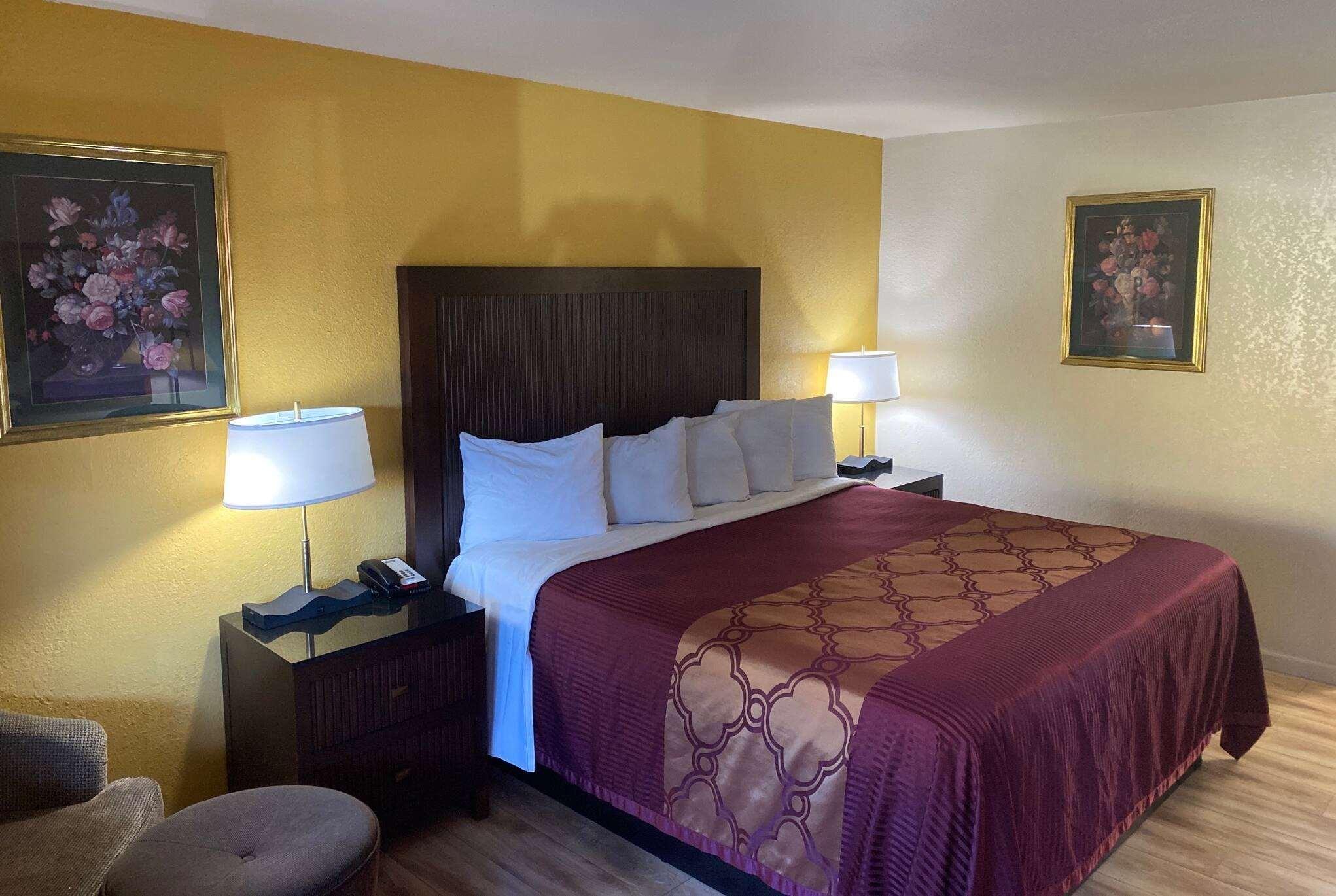 Mission Inn And Suites