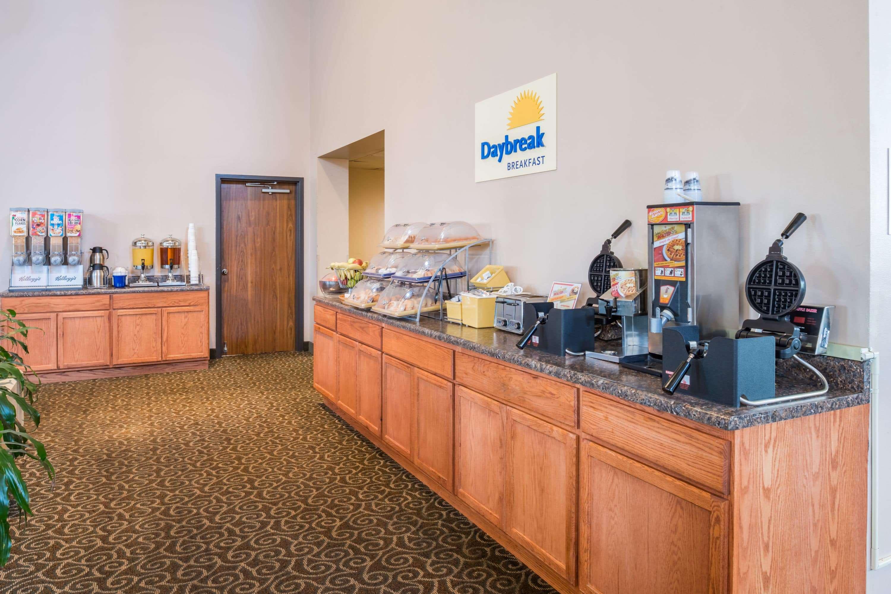 Days Inn By Wyndham Kirksville