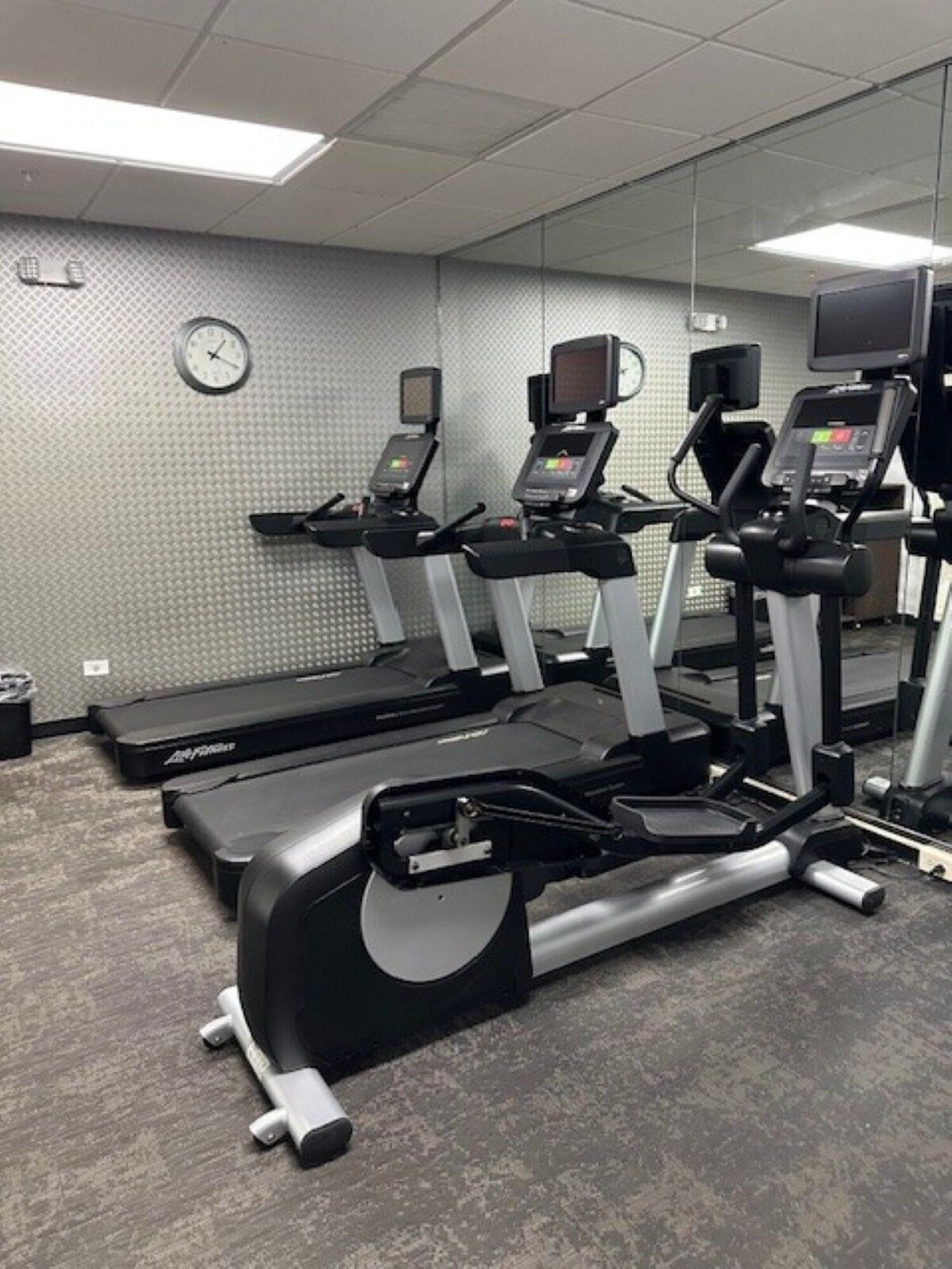 Fairfield Inn By Marriott Chicago Naperville
