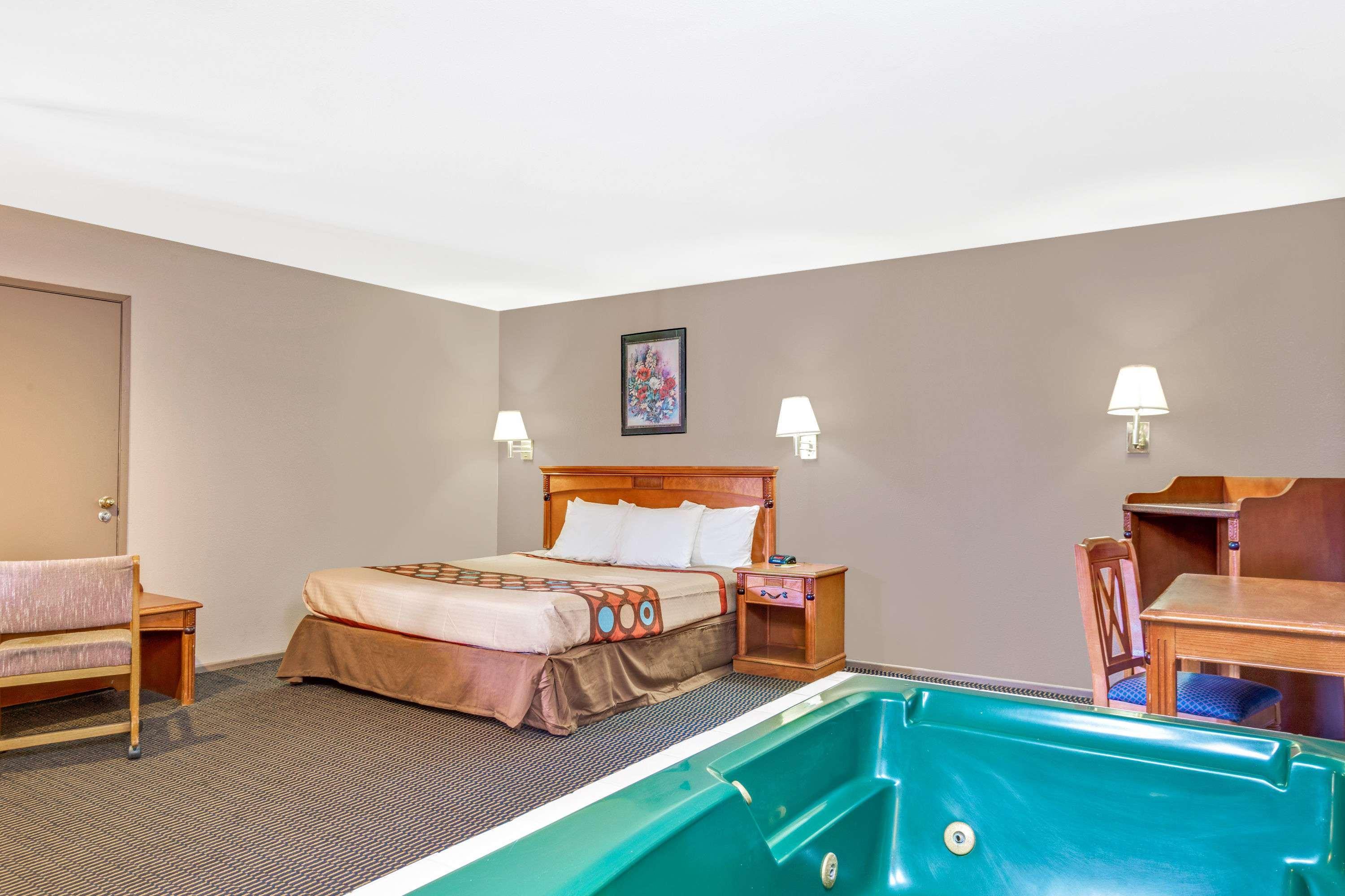 Super 8 By Wyndham Upland Ontario Ca