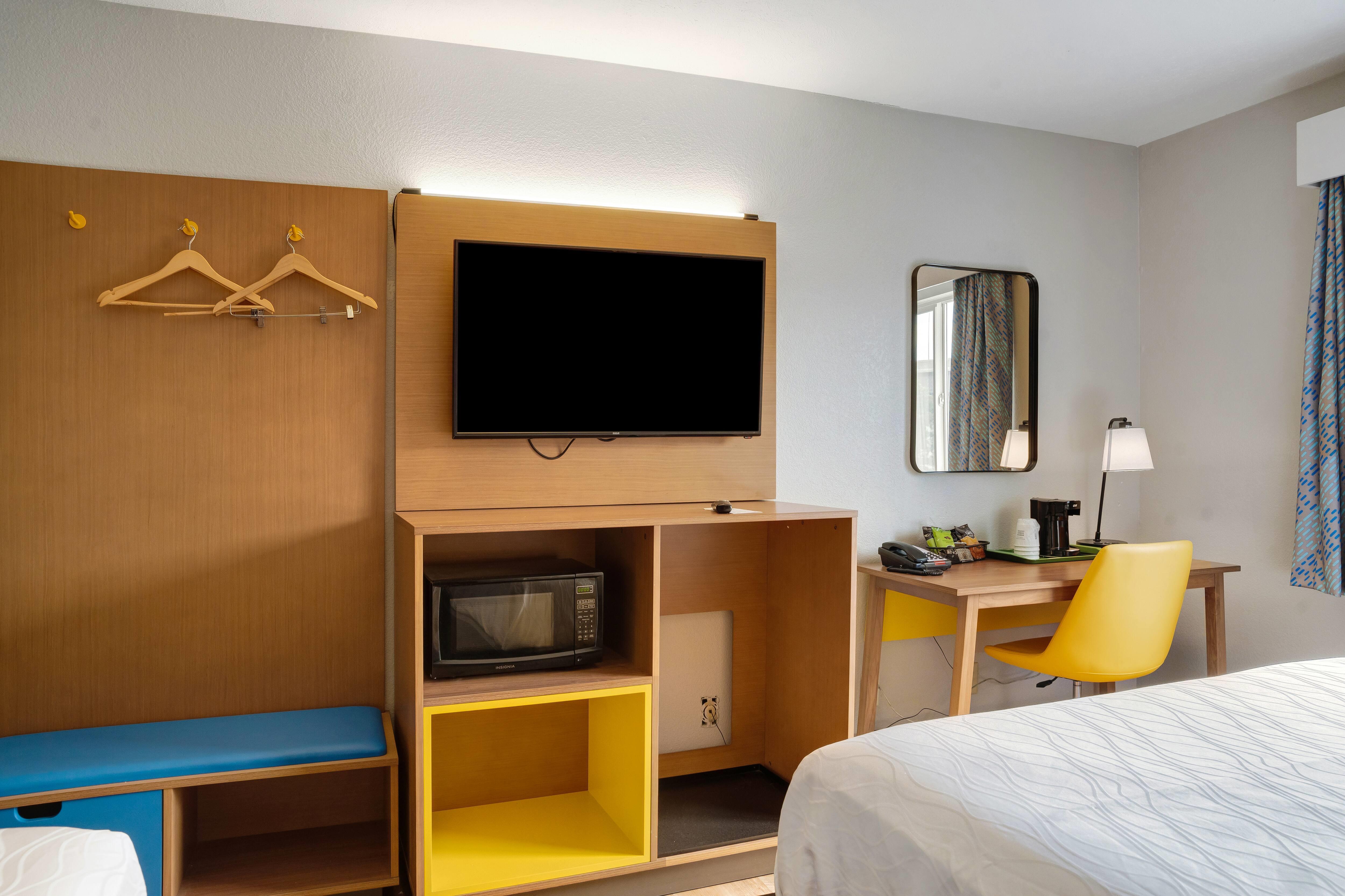 Days Inn by Wyndham Omaha NE