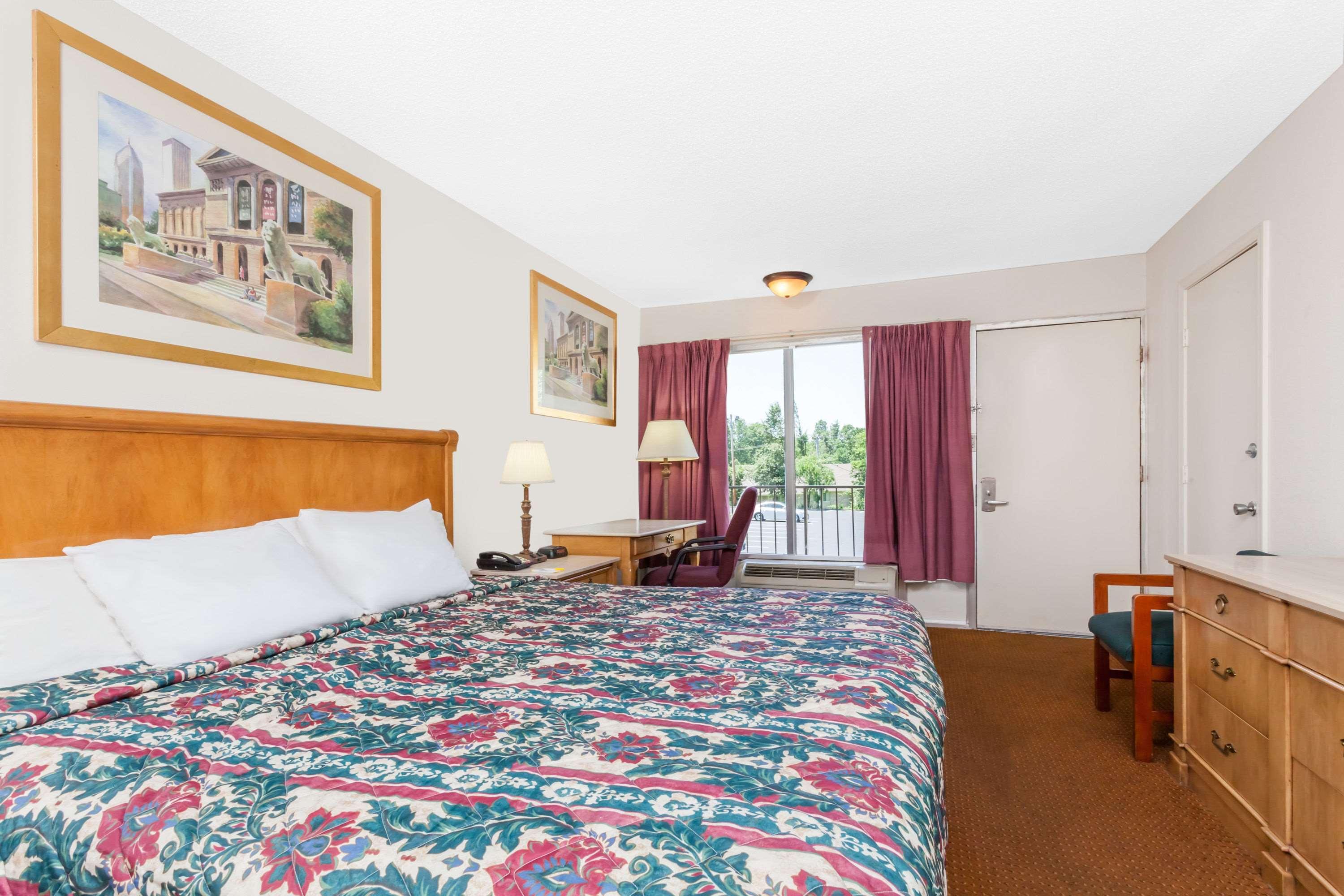 Rodeway Inn Owensboro South