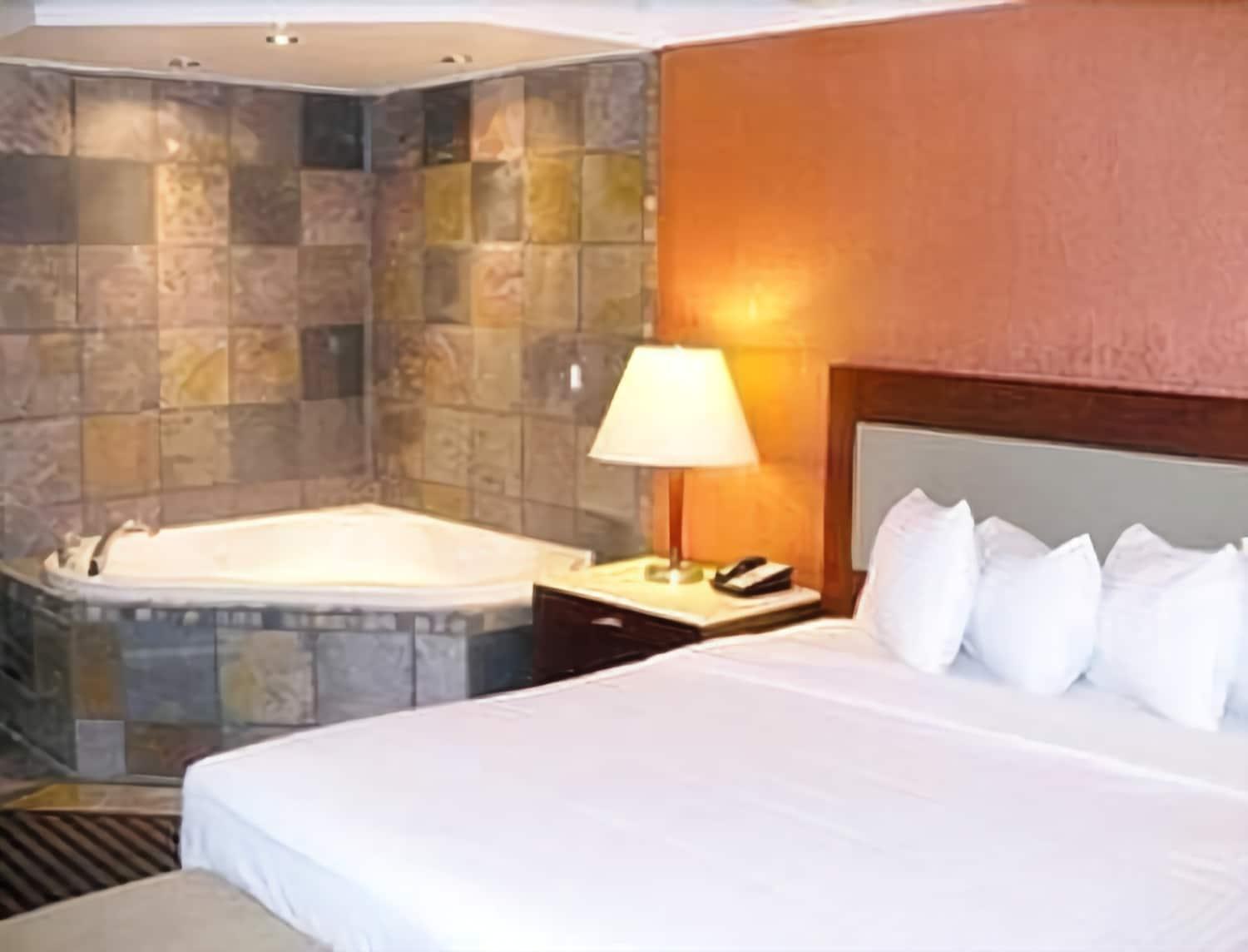 Lexington Inn & Suites - N.W. Chicago West/Elgin