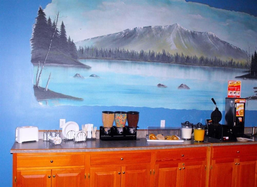 Pamola Motor Lodge