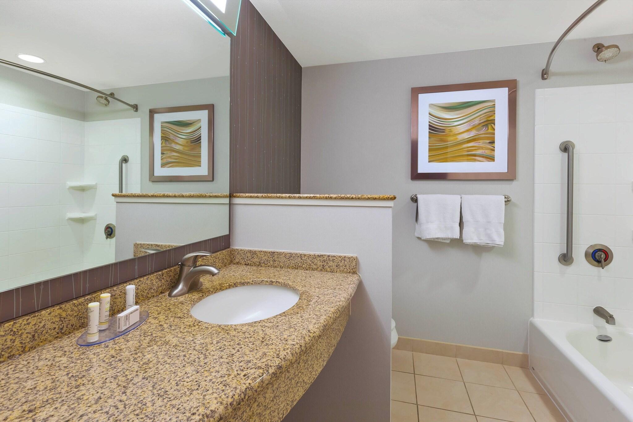 Courtyard Omaha Lavista