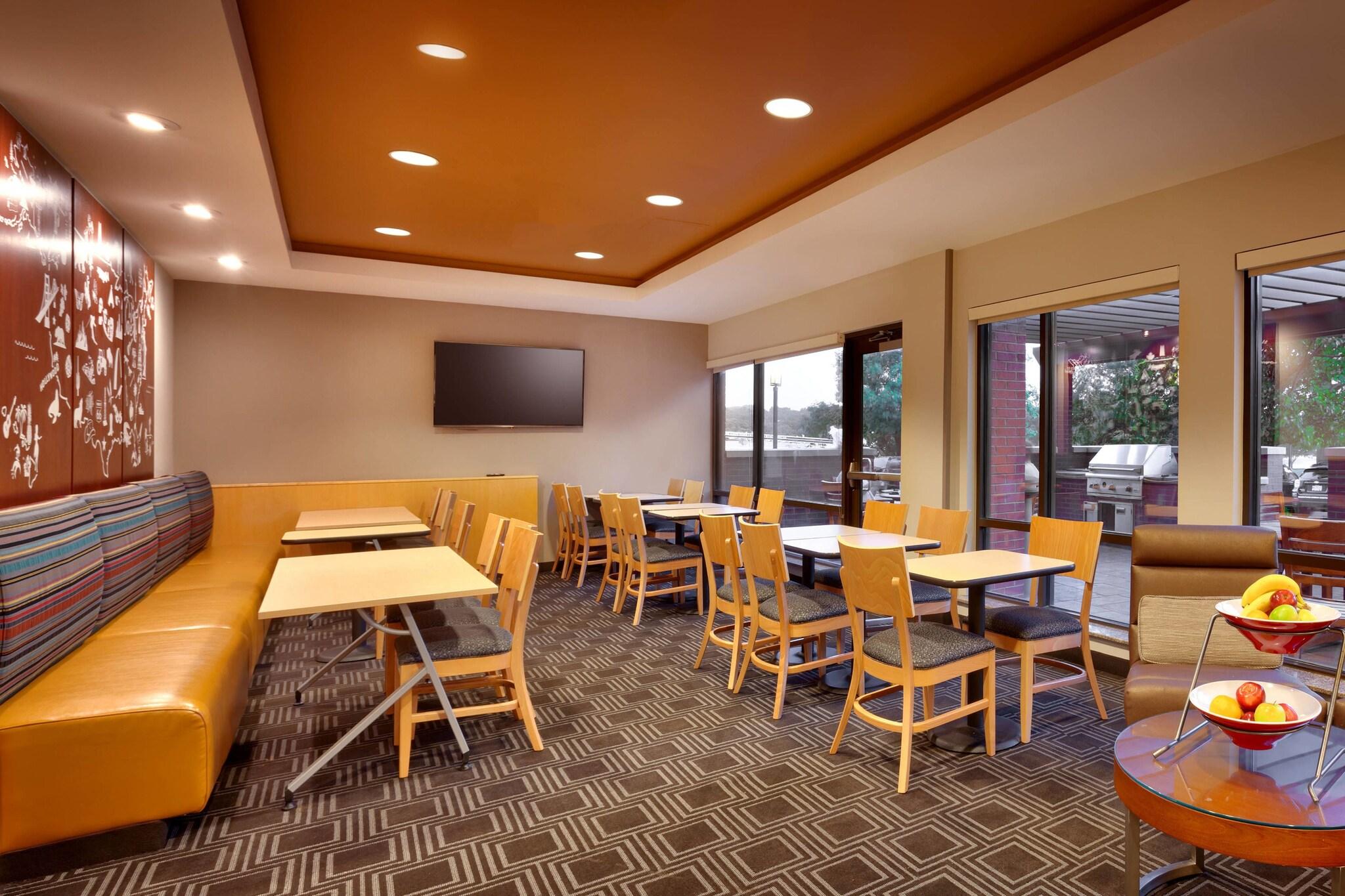 Towneplace Suites Omaha West