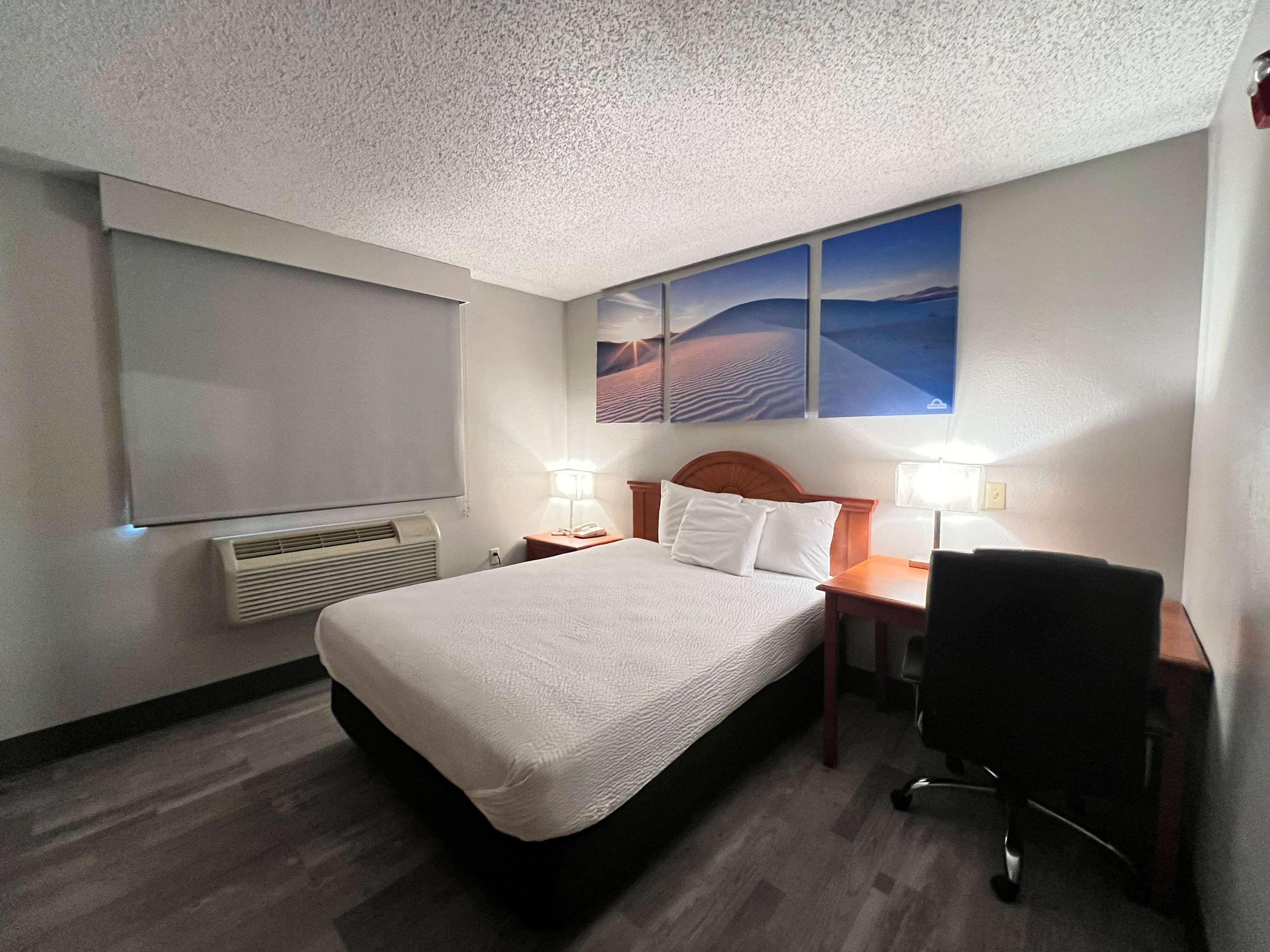 Days Inn by Wyndham Clearfield