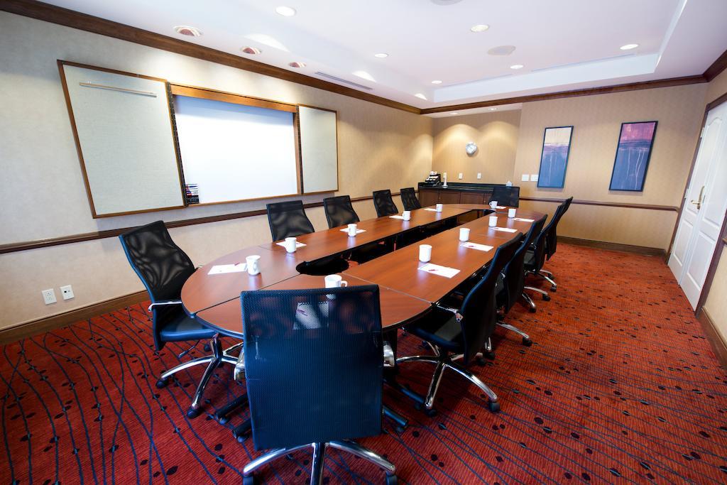 Residence Inn Mississauga -...