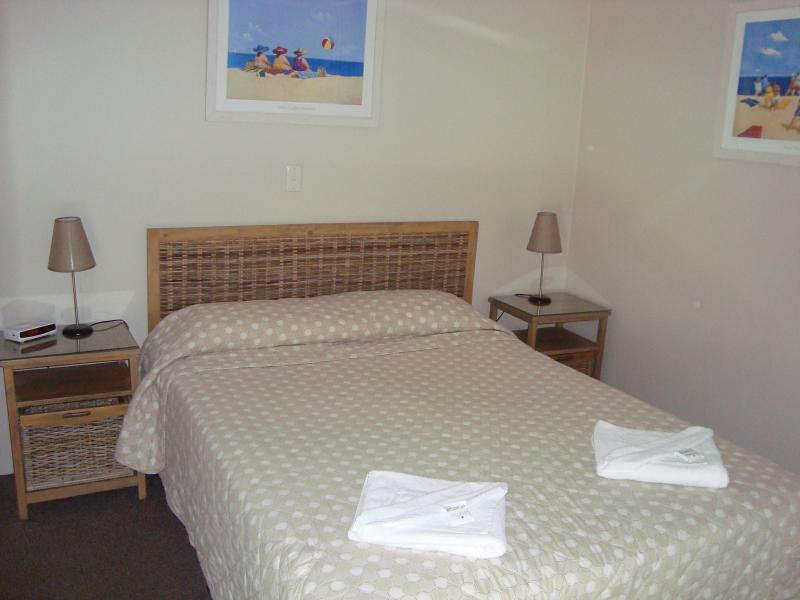Grosvenor Beachfront Apartments
