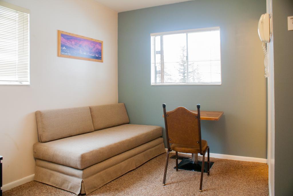 Chateau Apres Lodge by null