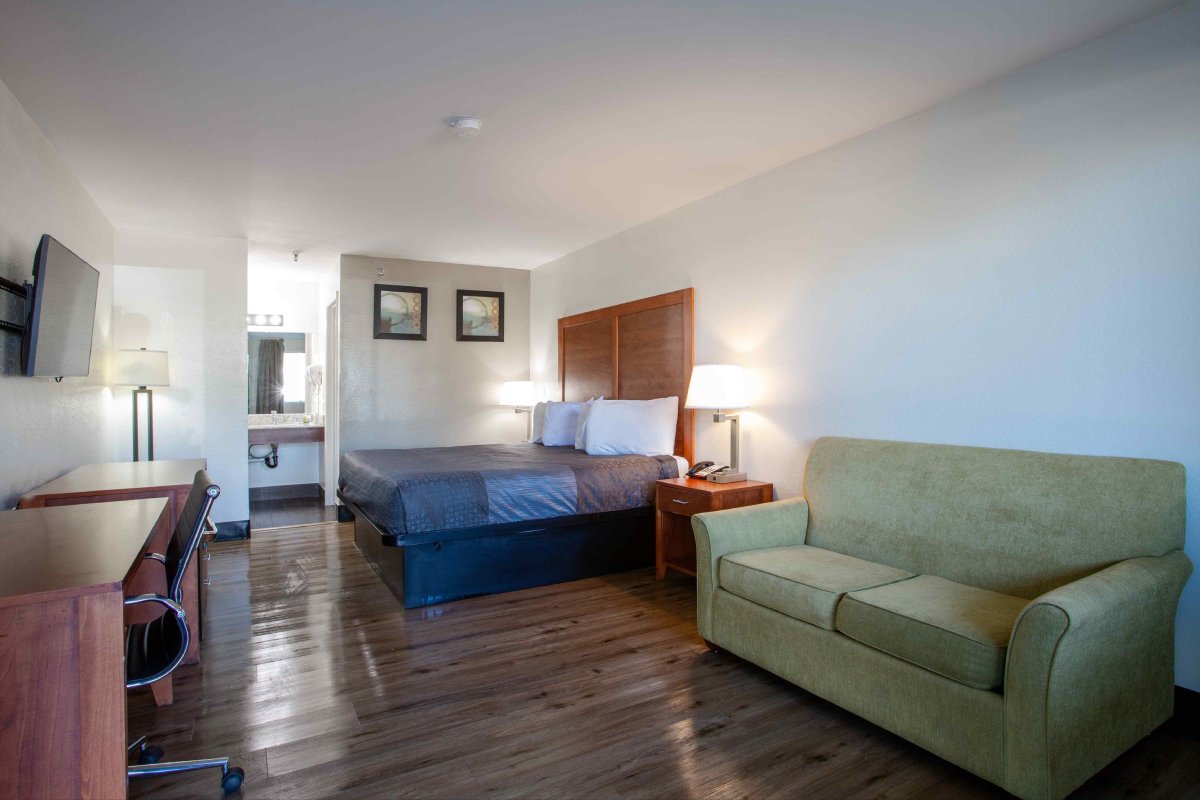 Hotel Serene Glendale Peoria Surestay Collection