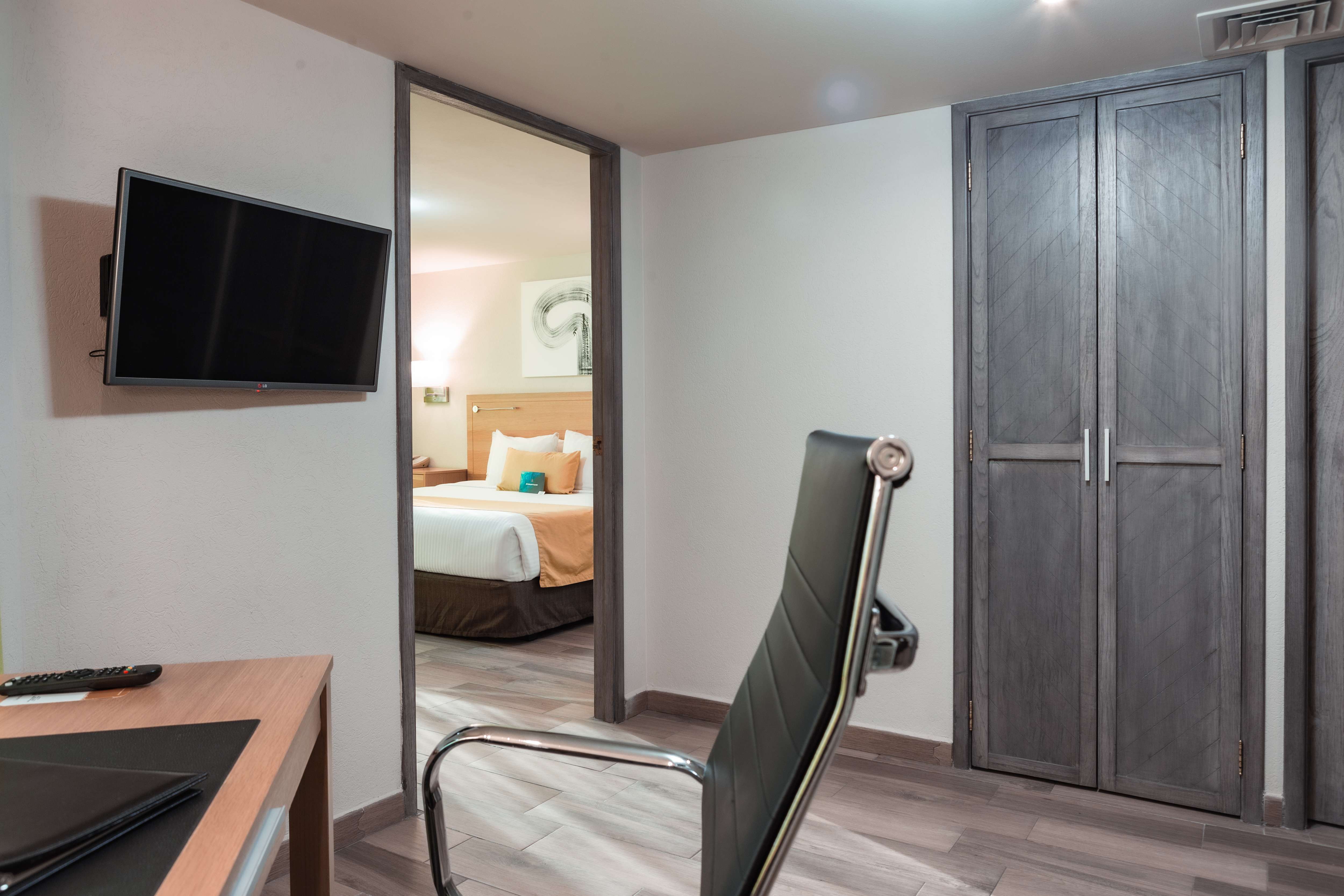 La Joya Hotel