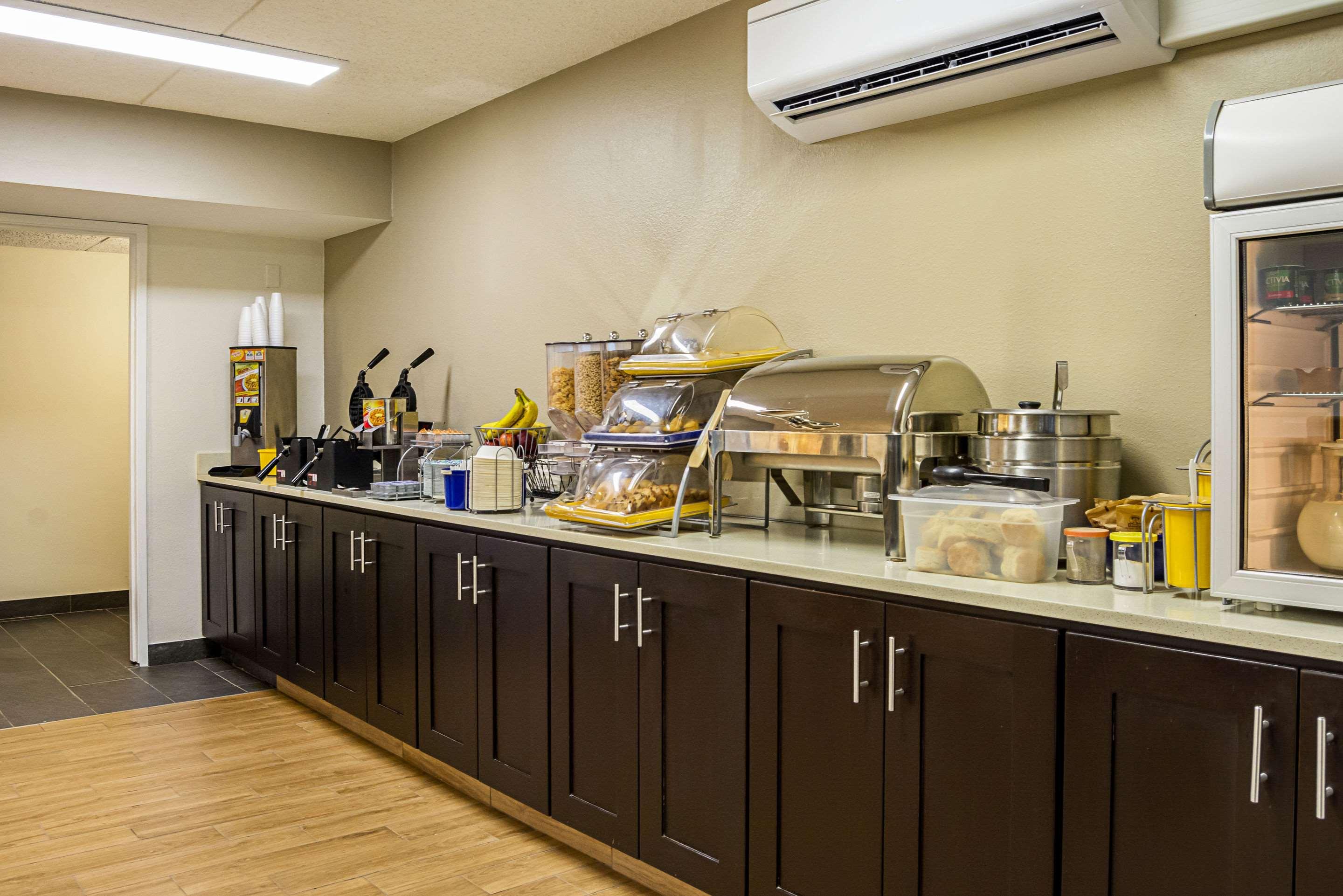 Quality Inn & Suites Clackamas