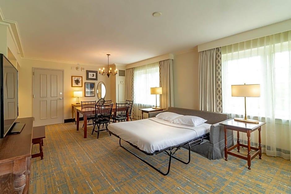 Williamsburg Lodge, Autograph Collection by null