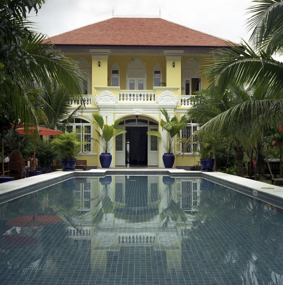 Pavilion Hotel by null