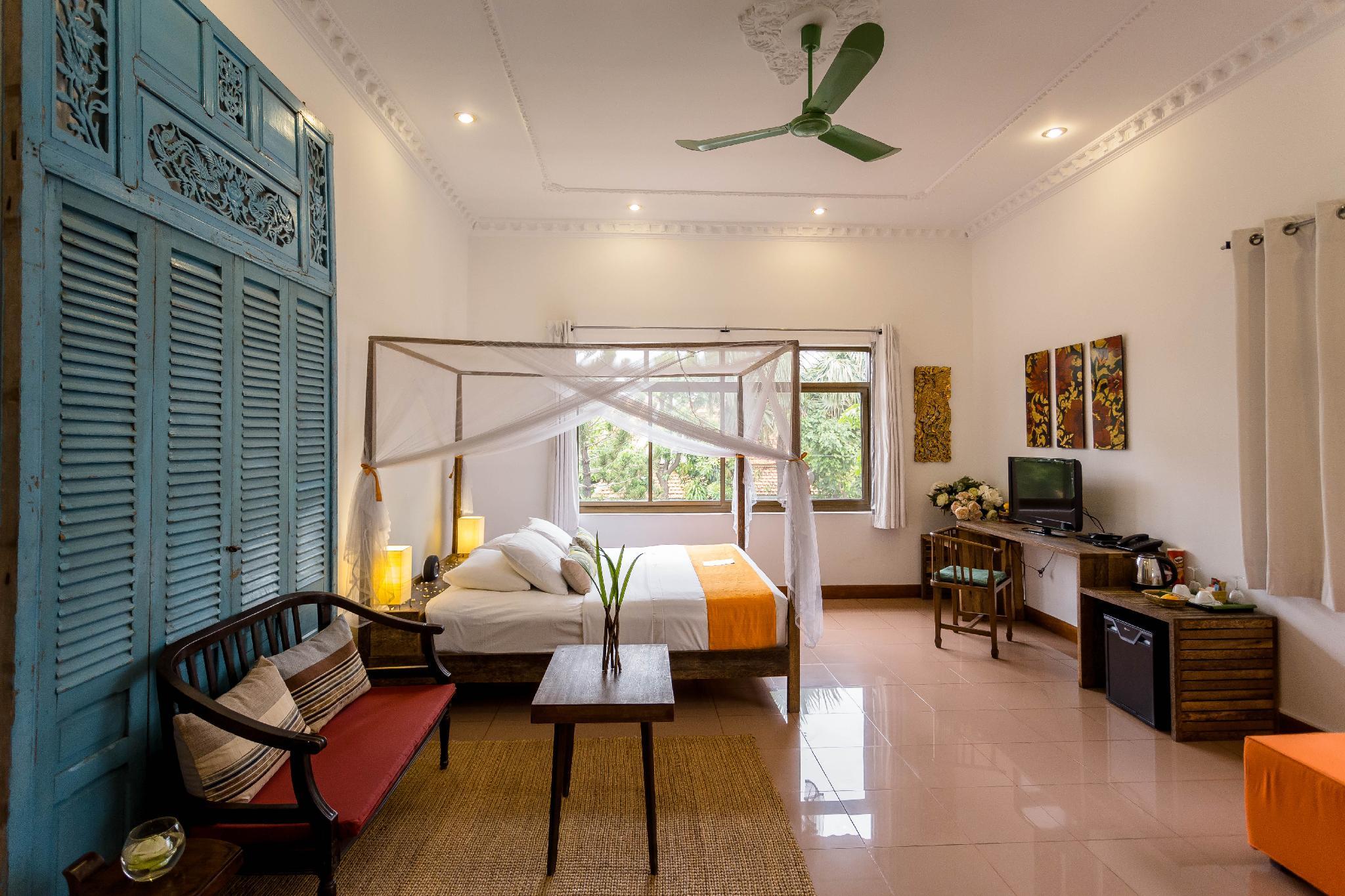 Pavilion Hotel by null