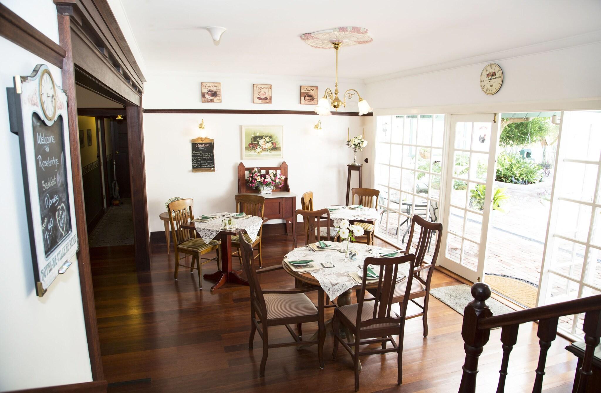 Rosebridge House Bed and Breakfast