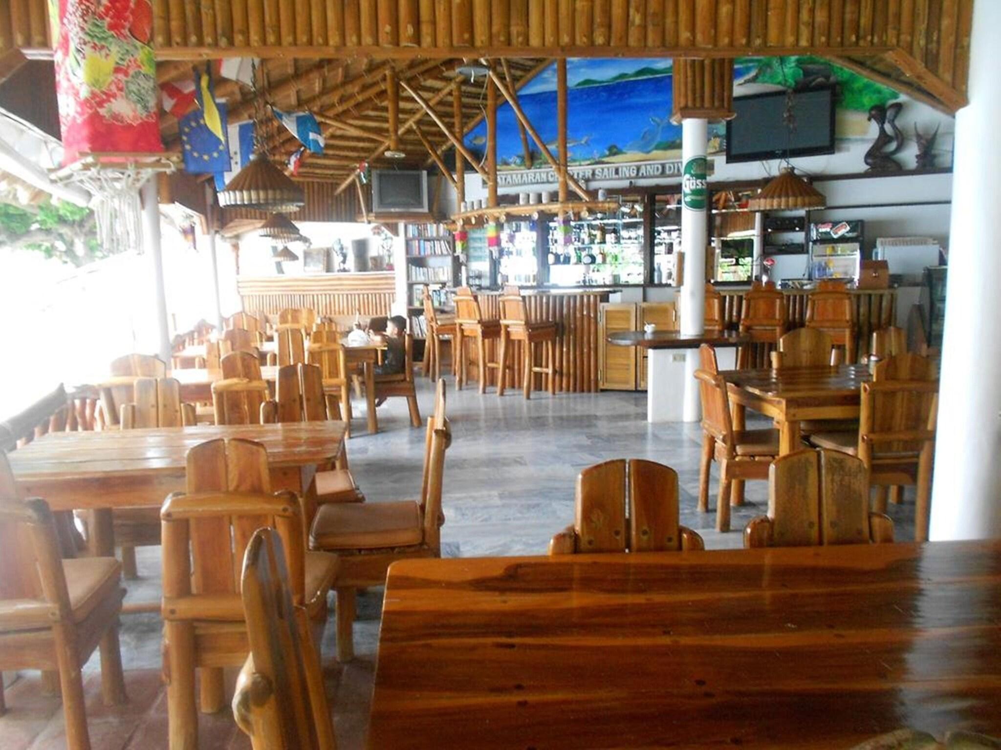 Dolphin Bay Beachfront Resort