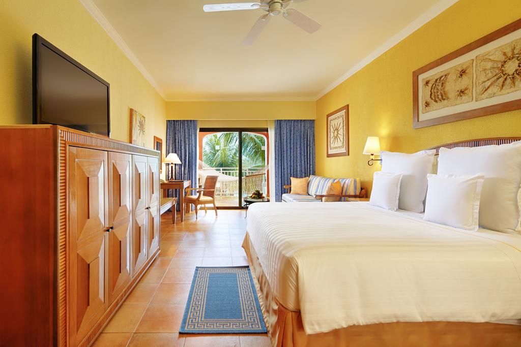Barceló Maya Colonial