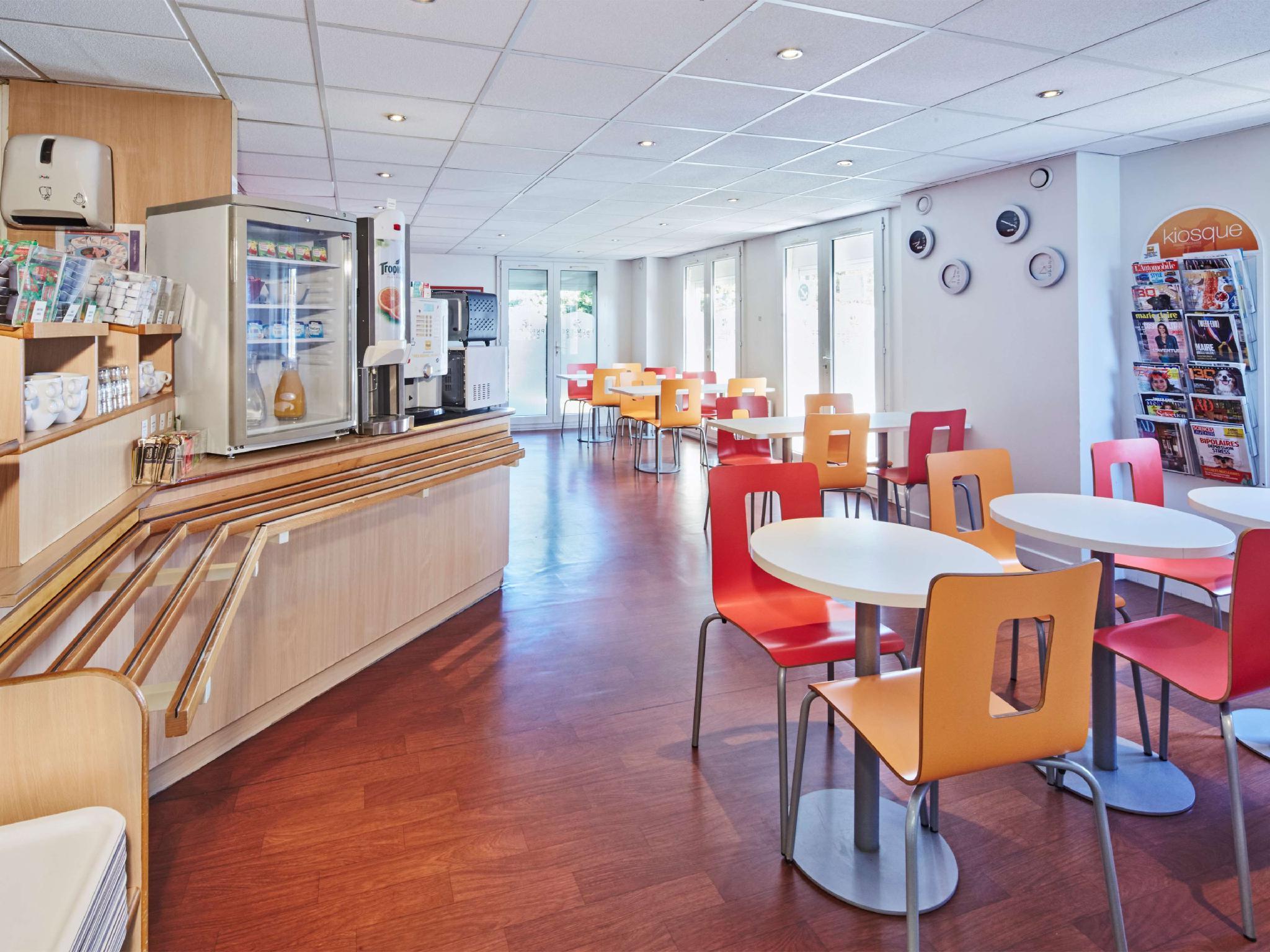 HotelF1 Cergy St Christophe