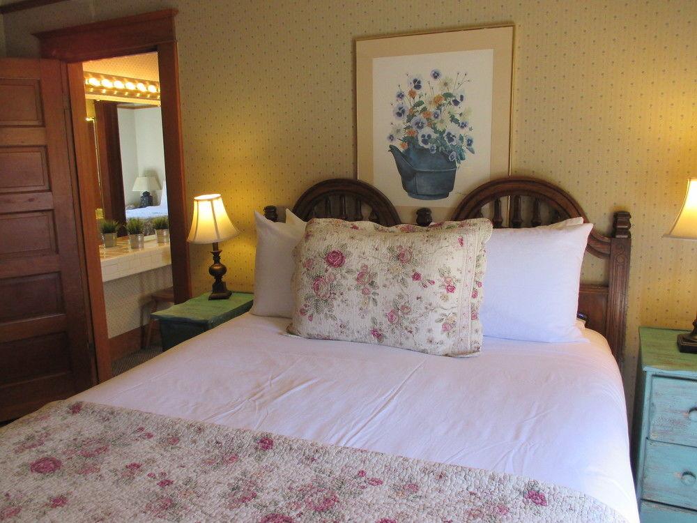 Hotel Vendome by null