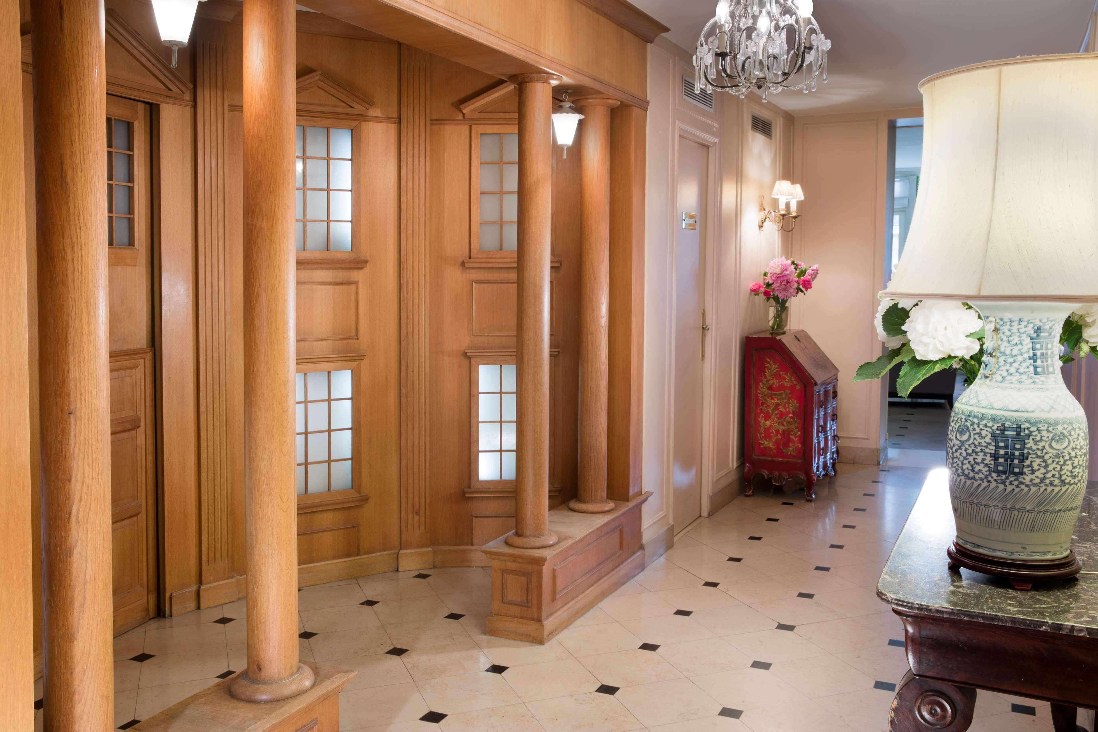 Hôtel du Danube by null